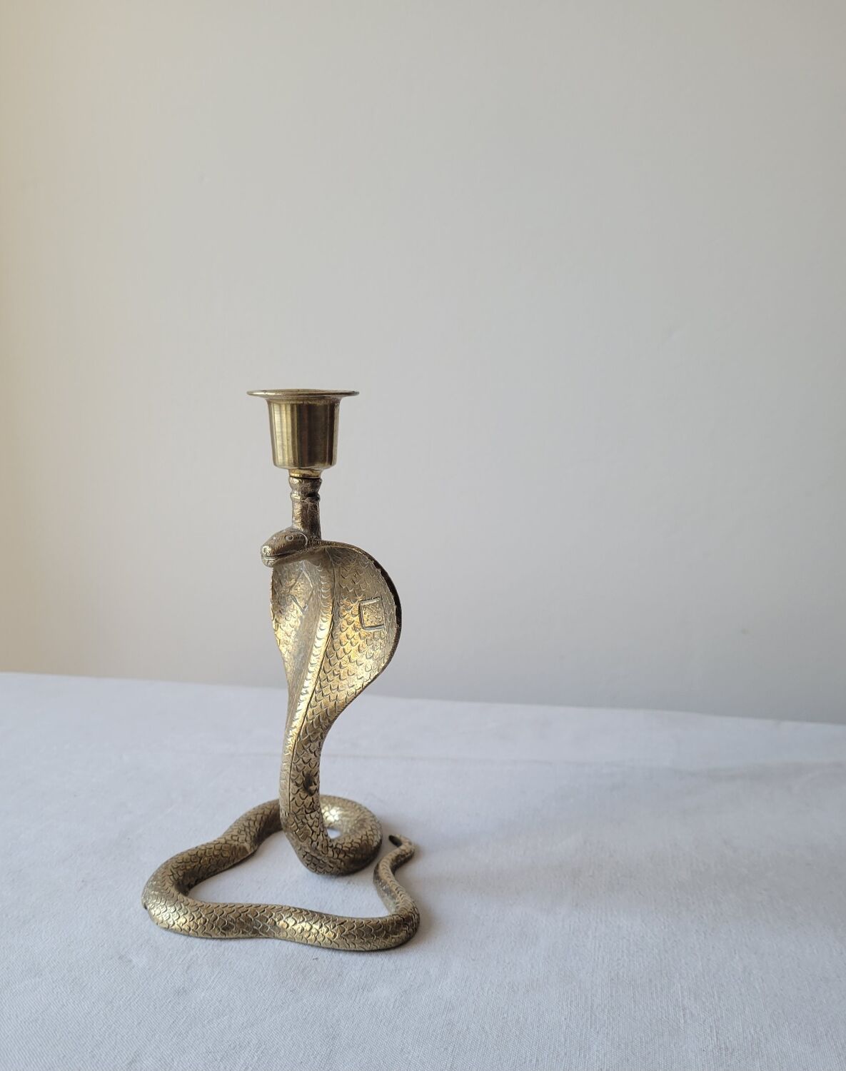 Zoomorphic snake cobra candle holder