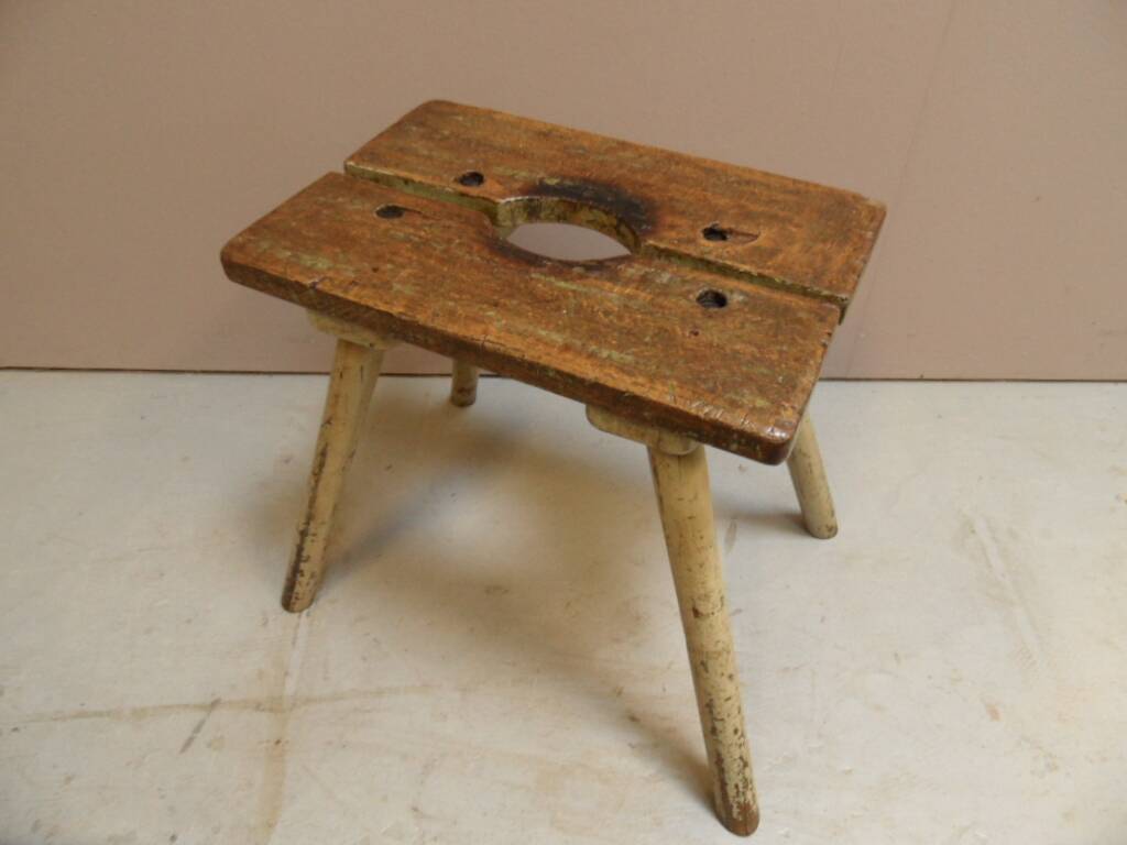 Tabouret de lait vintage