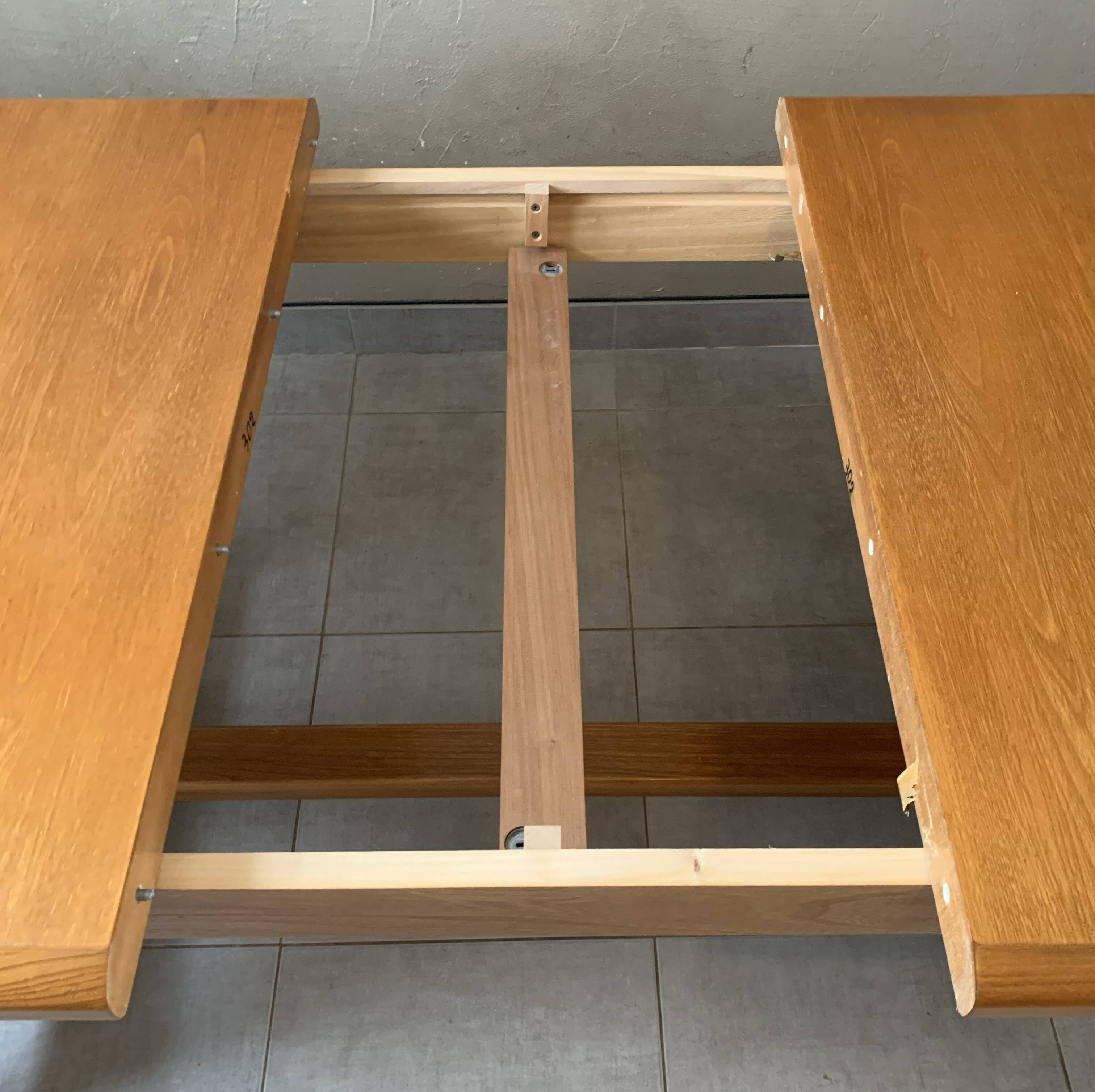 Regain House Elm Dining Room Set