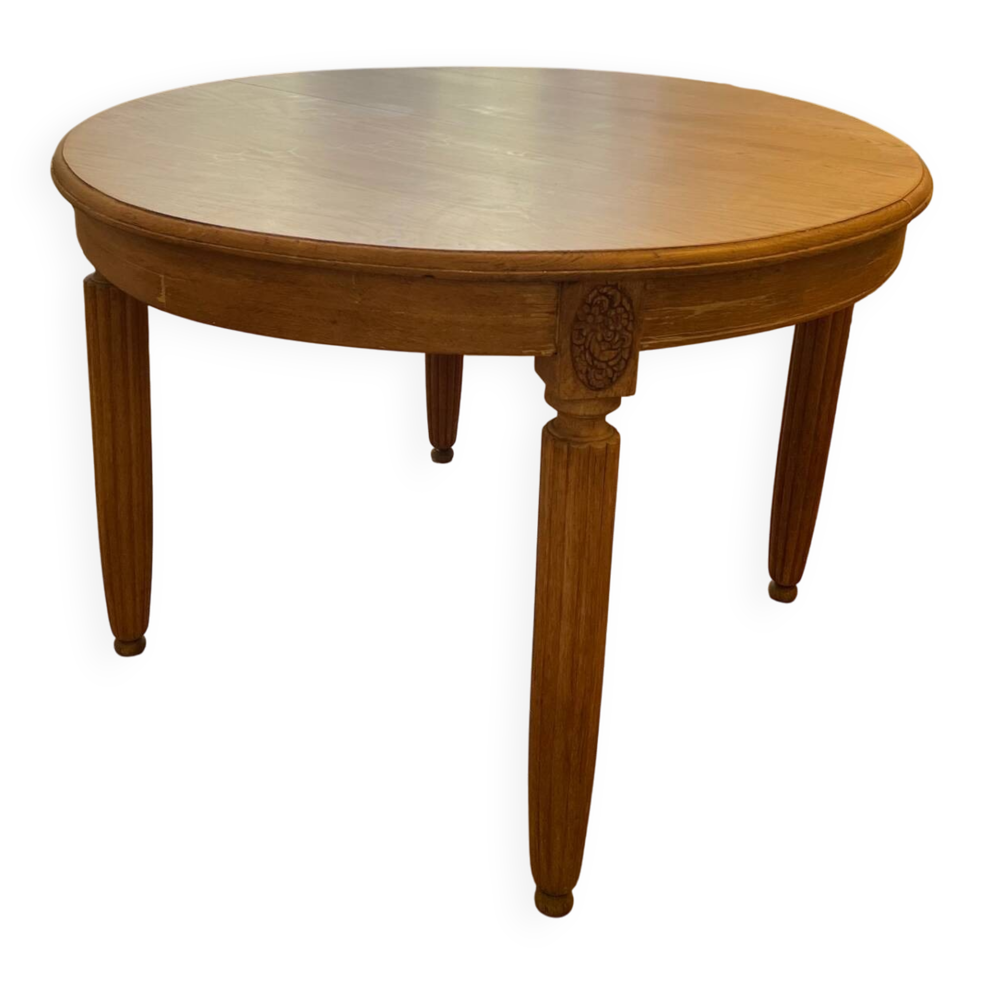 Oak table with fluted legs