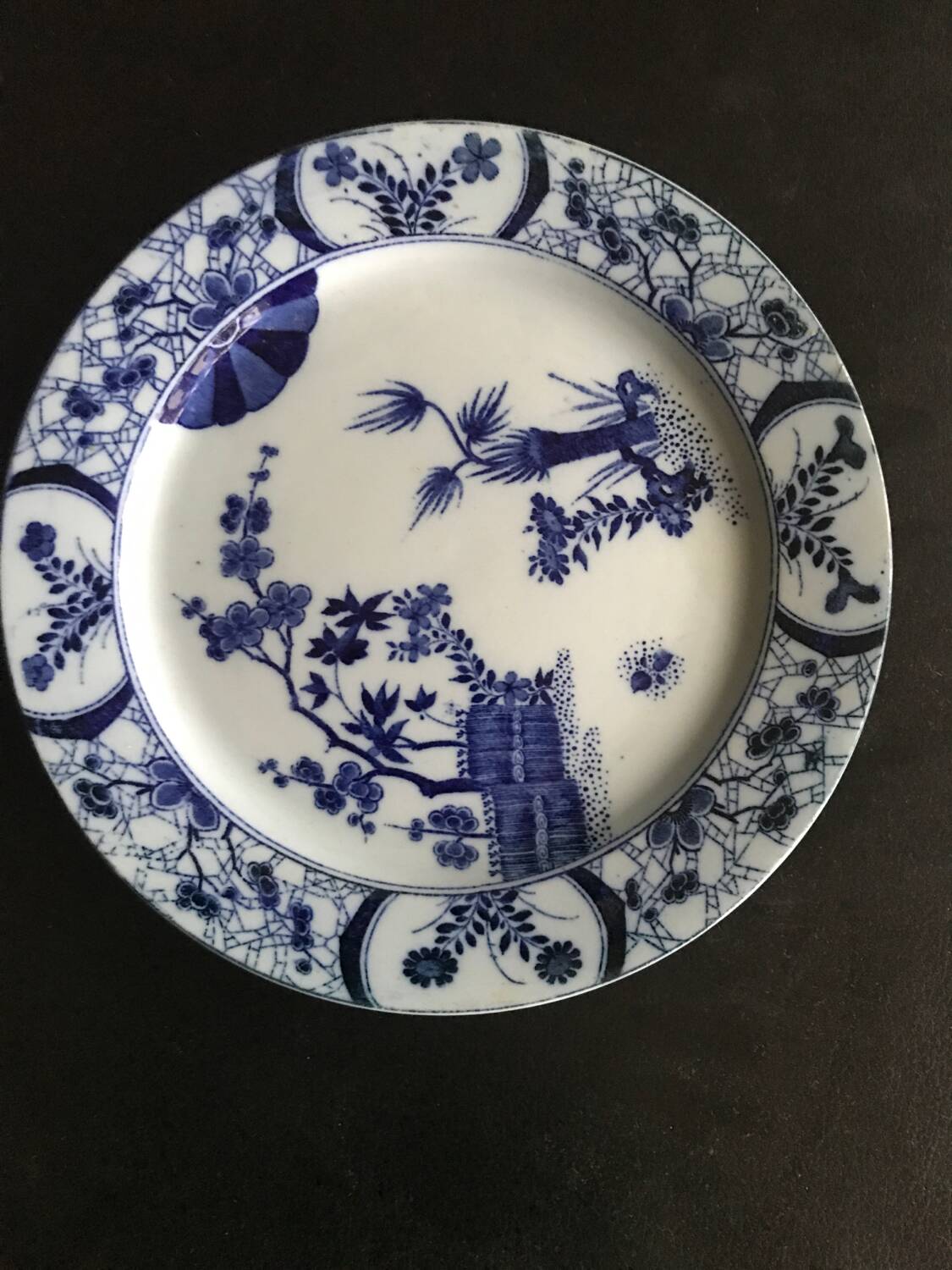 “Japan” earthenware dessert plate from Creil and Montereau