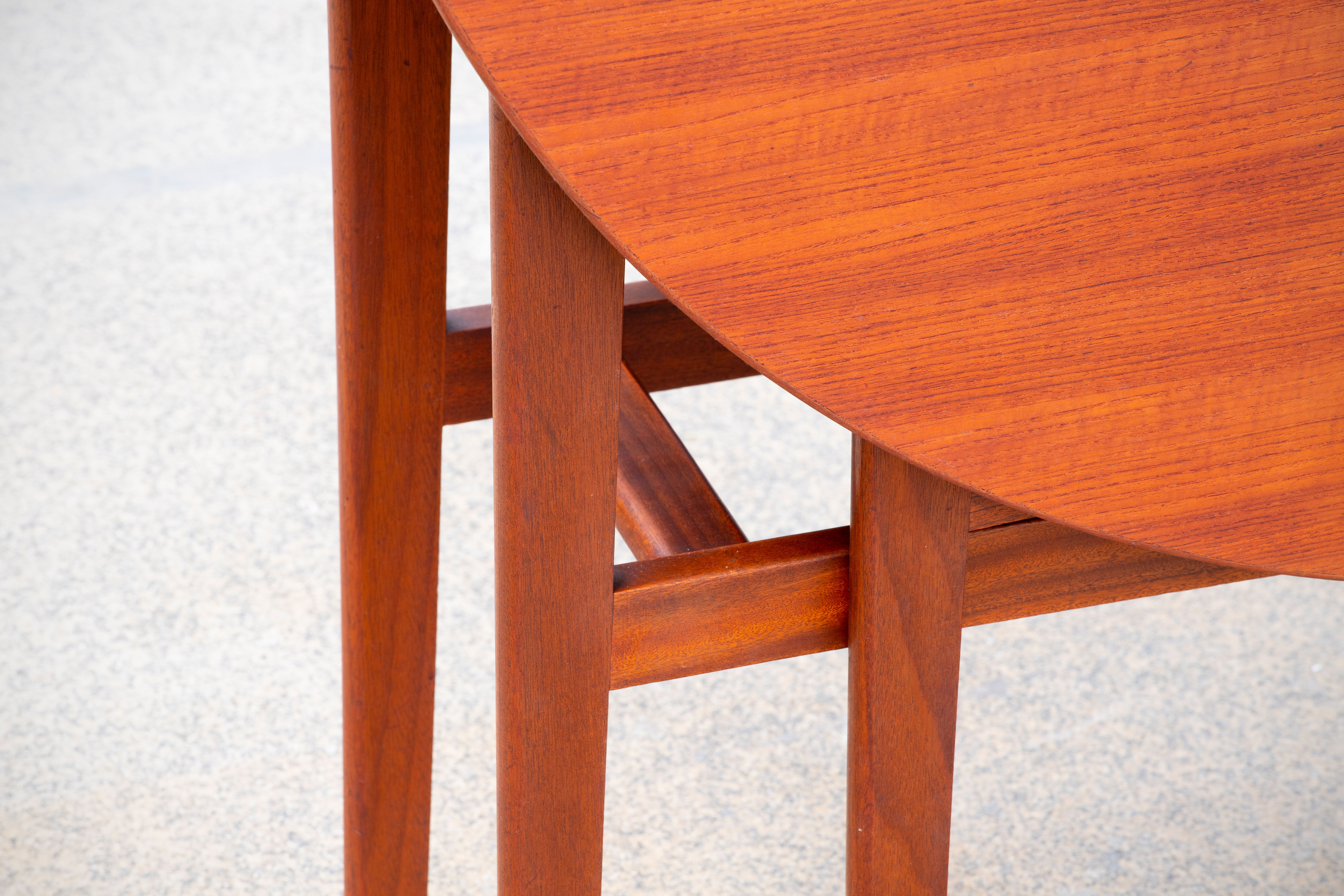 Table à manger scandinave vintage 1960
