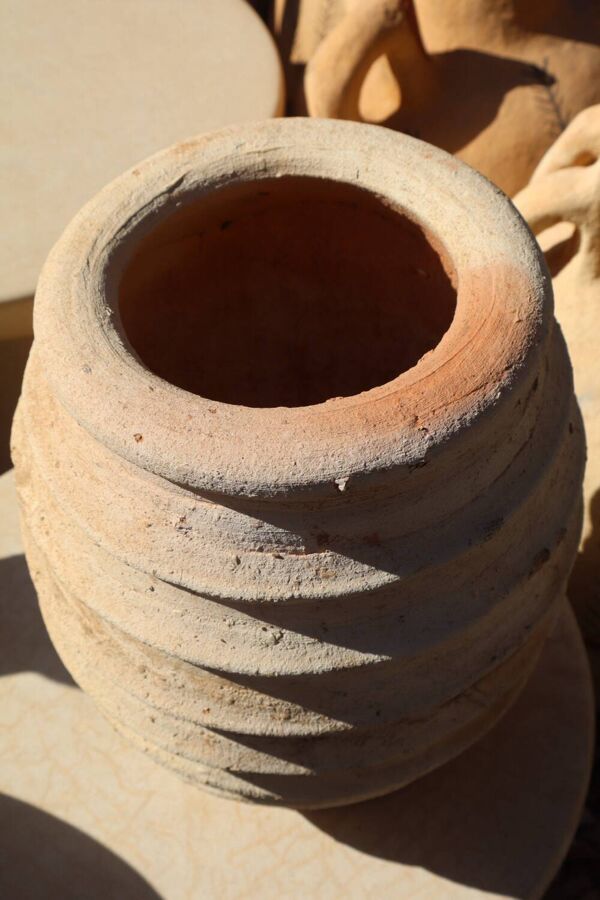 Vase Tamegroute brute striée wabi-sabi