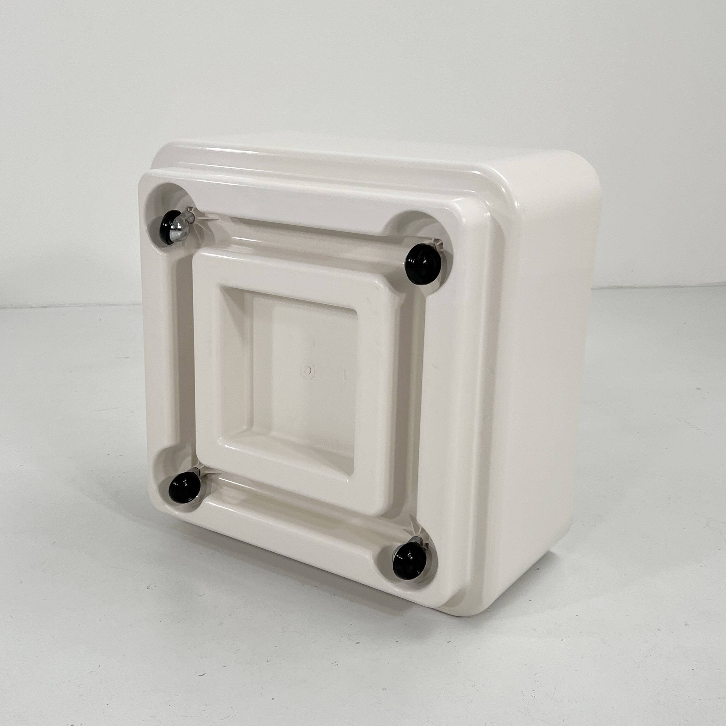 Large planter on casters model 4686 by Anna Castelli for Kartell, 1970