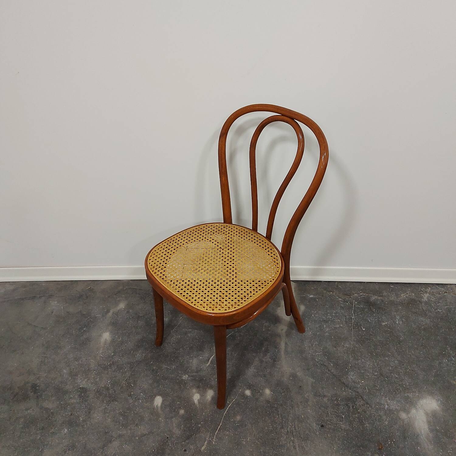 Chaise N.18 en bois courbé années 1980
