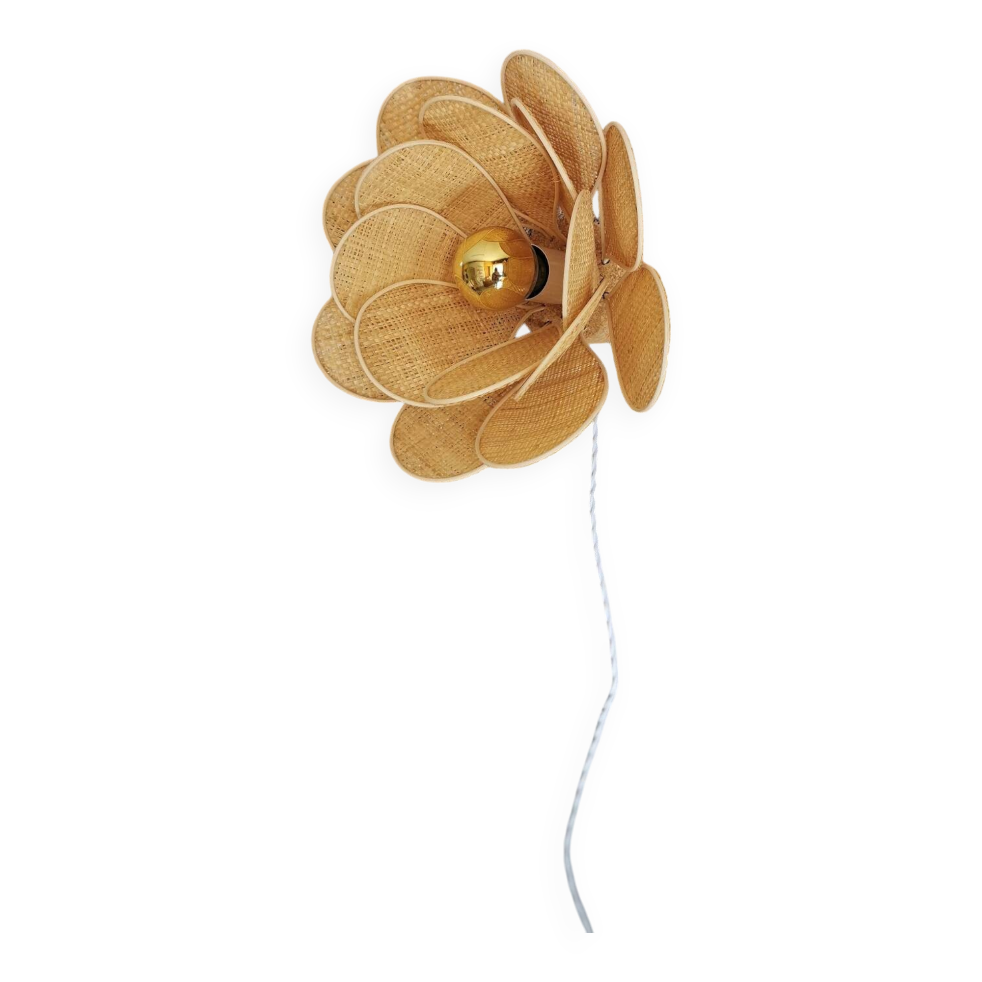 Flower wall light made of rattan and raffia petals