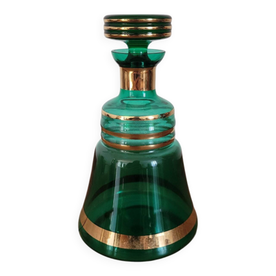Carafe en verre vert et doré