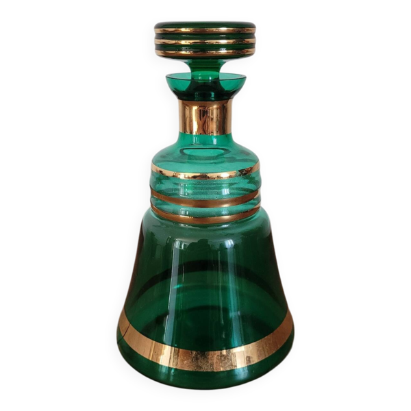 Carafe en verre vert et doré