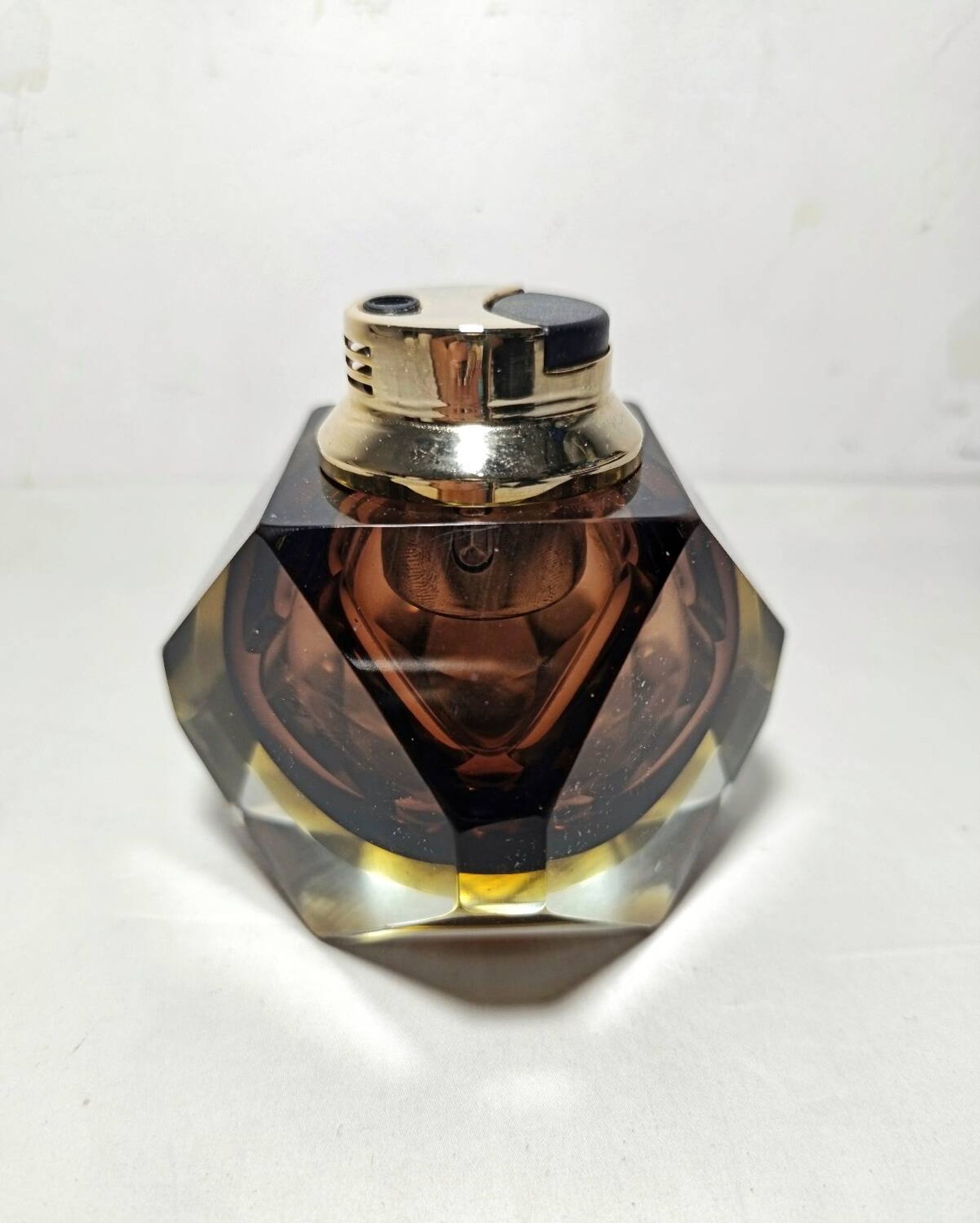 Mechero de mesa de cristal de Murano. Italia, 1970s.