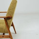 Fauteuil vintage olive vert design by H.Lis