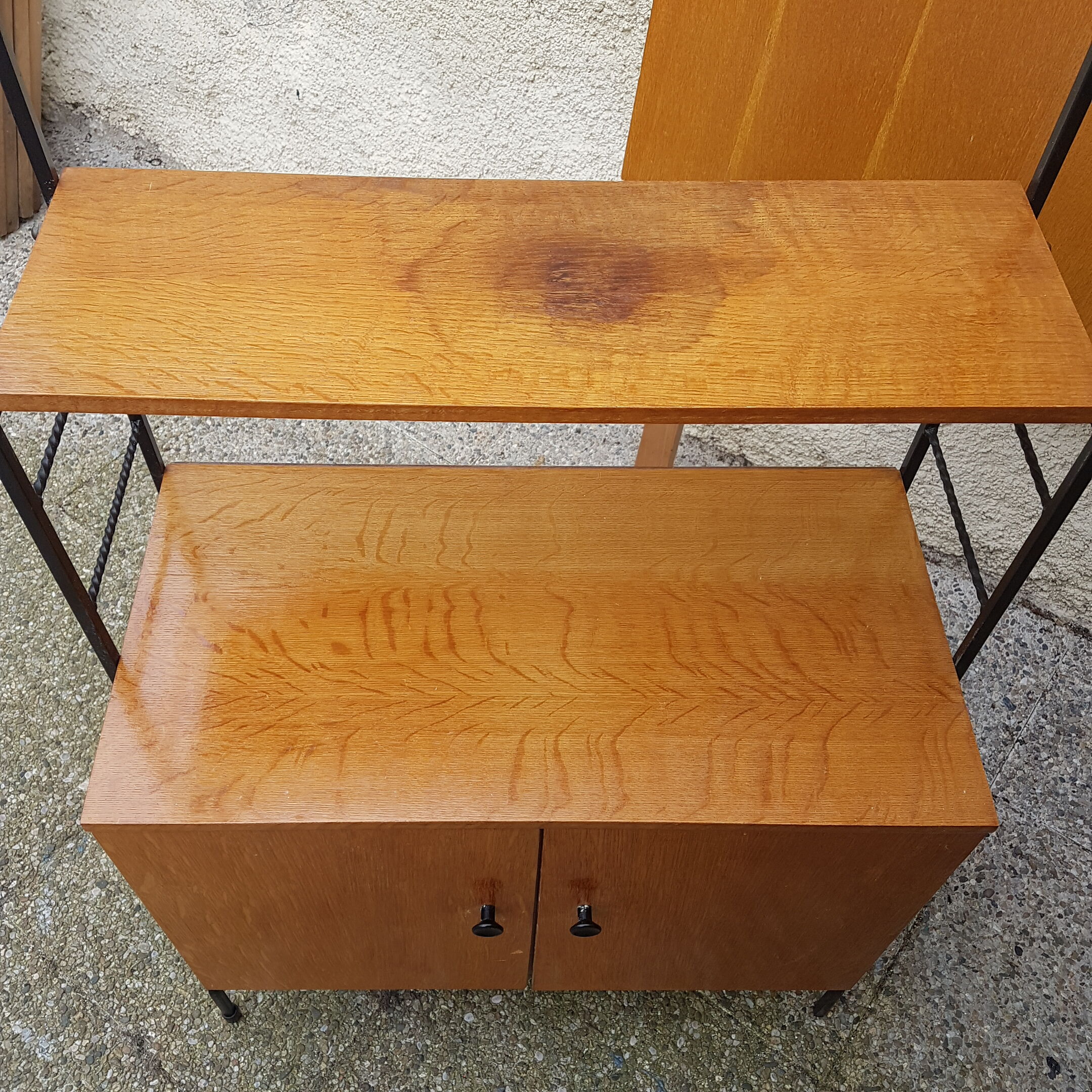 Oak box type tomado bookcase