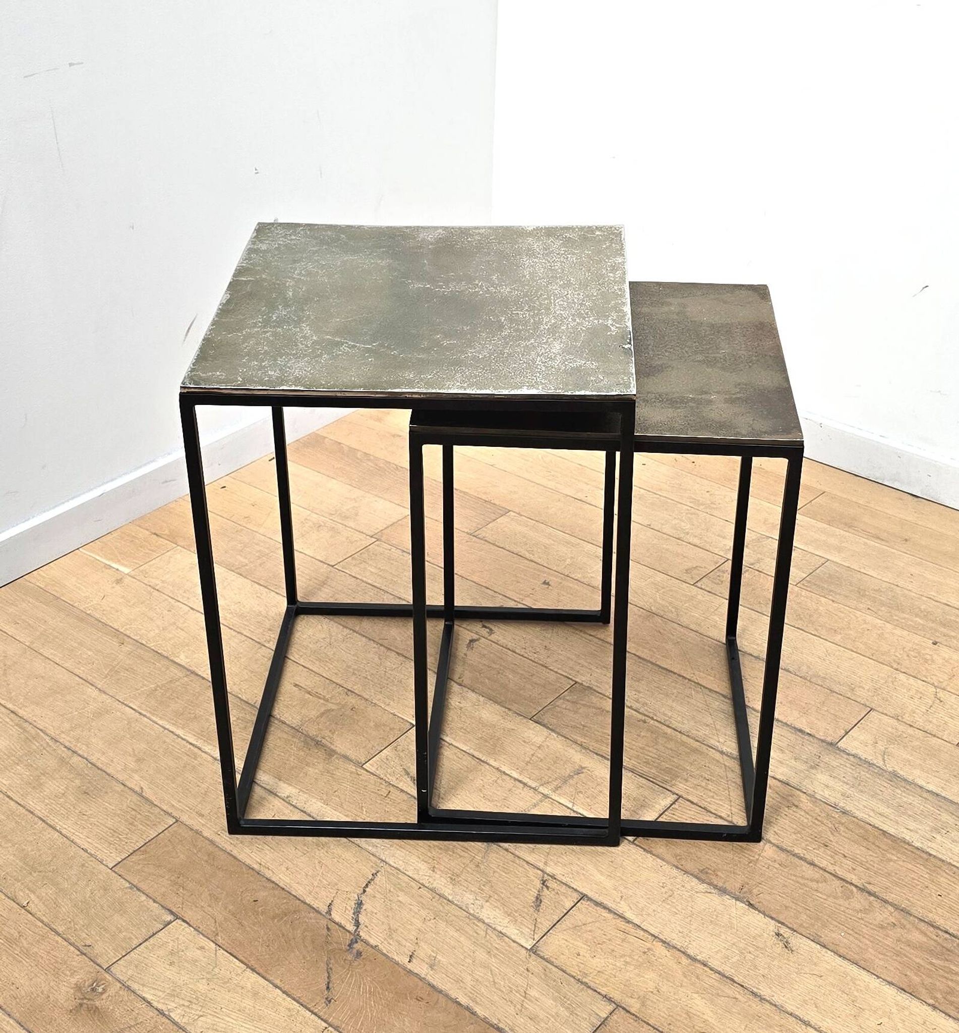 Nest of tables Pols Potten