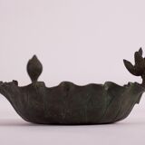 Bowl japanese pocket in lotus ikebana at la grenouille