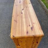 English chest of drawers, solid pine sideboard, 7 drawers and 2 doors
