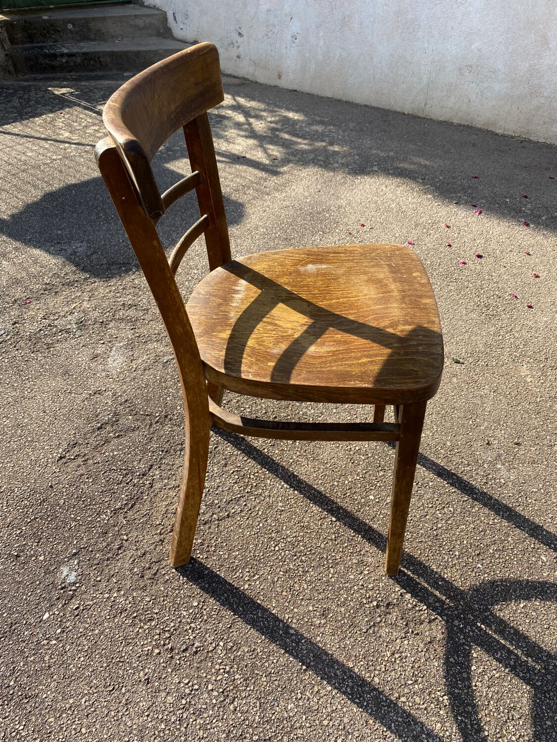 Set of 16 bistro chairs