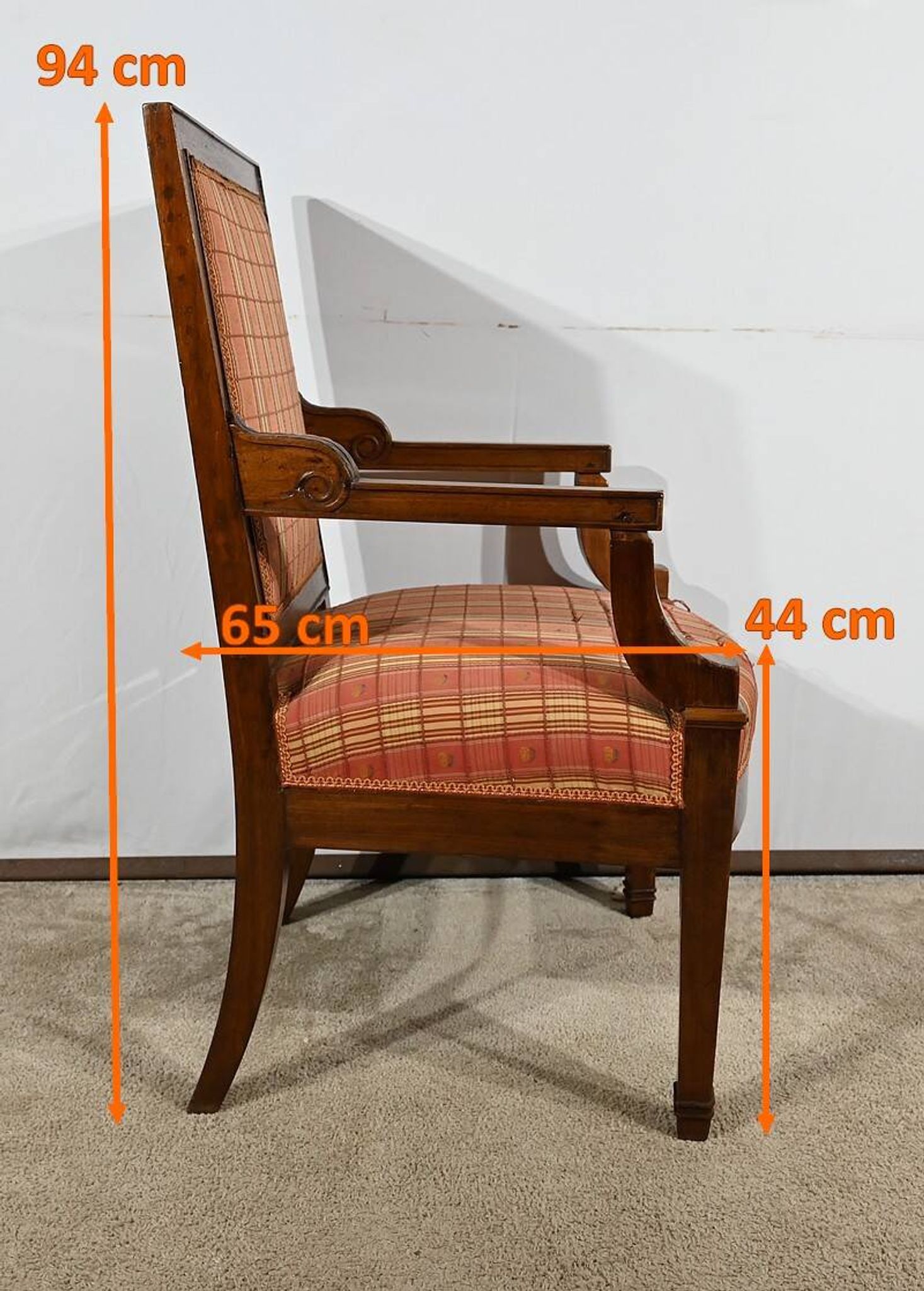 Fauteuil en Acajou Massif, époque Directoire – Début XIXe