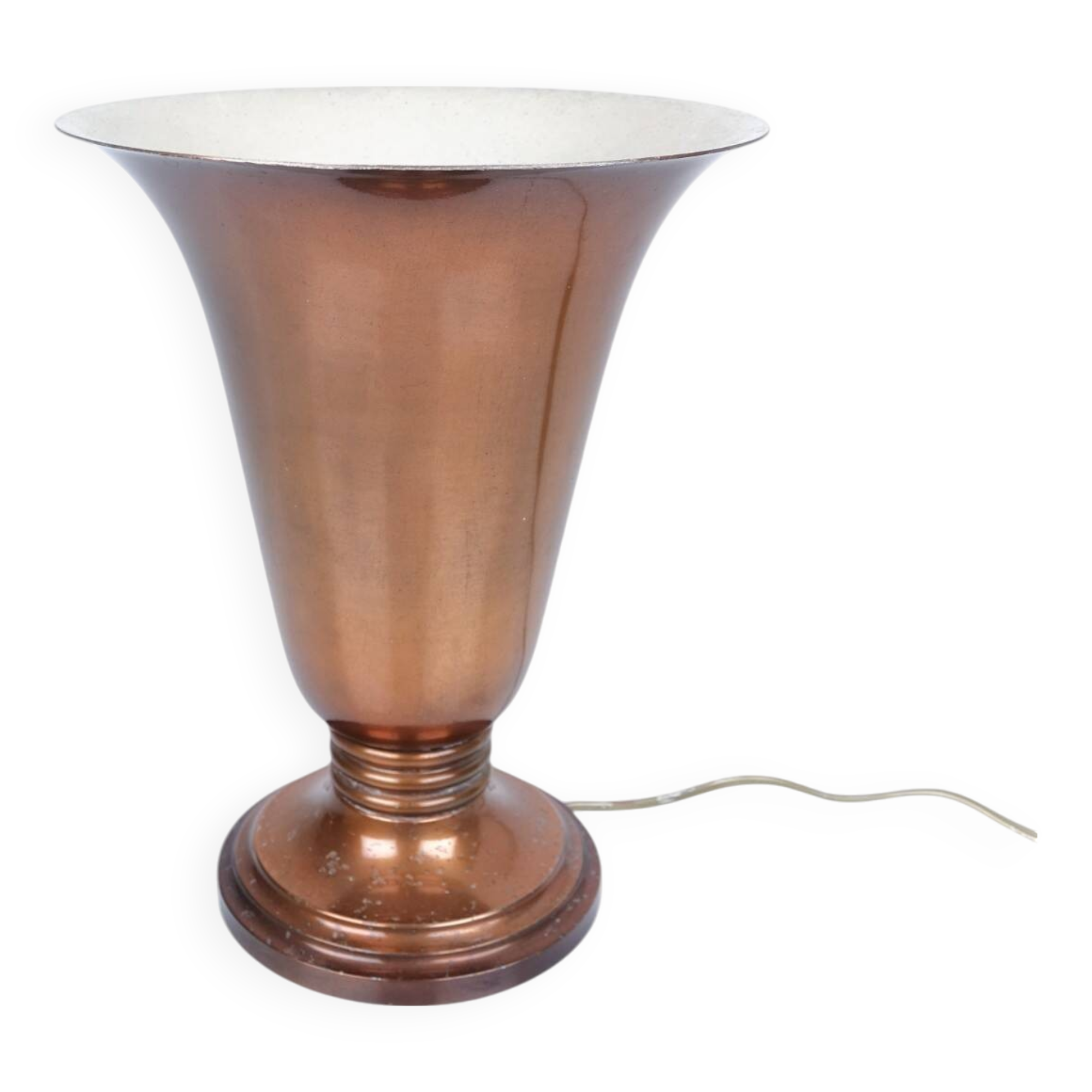 Lampe cornet en métal cuivré, époque Art Déco