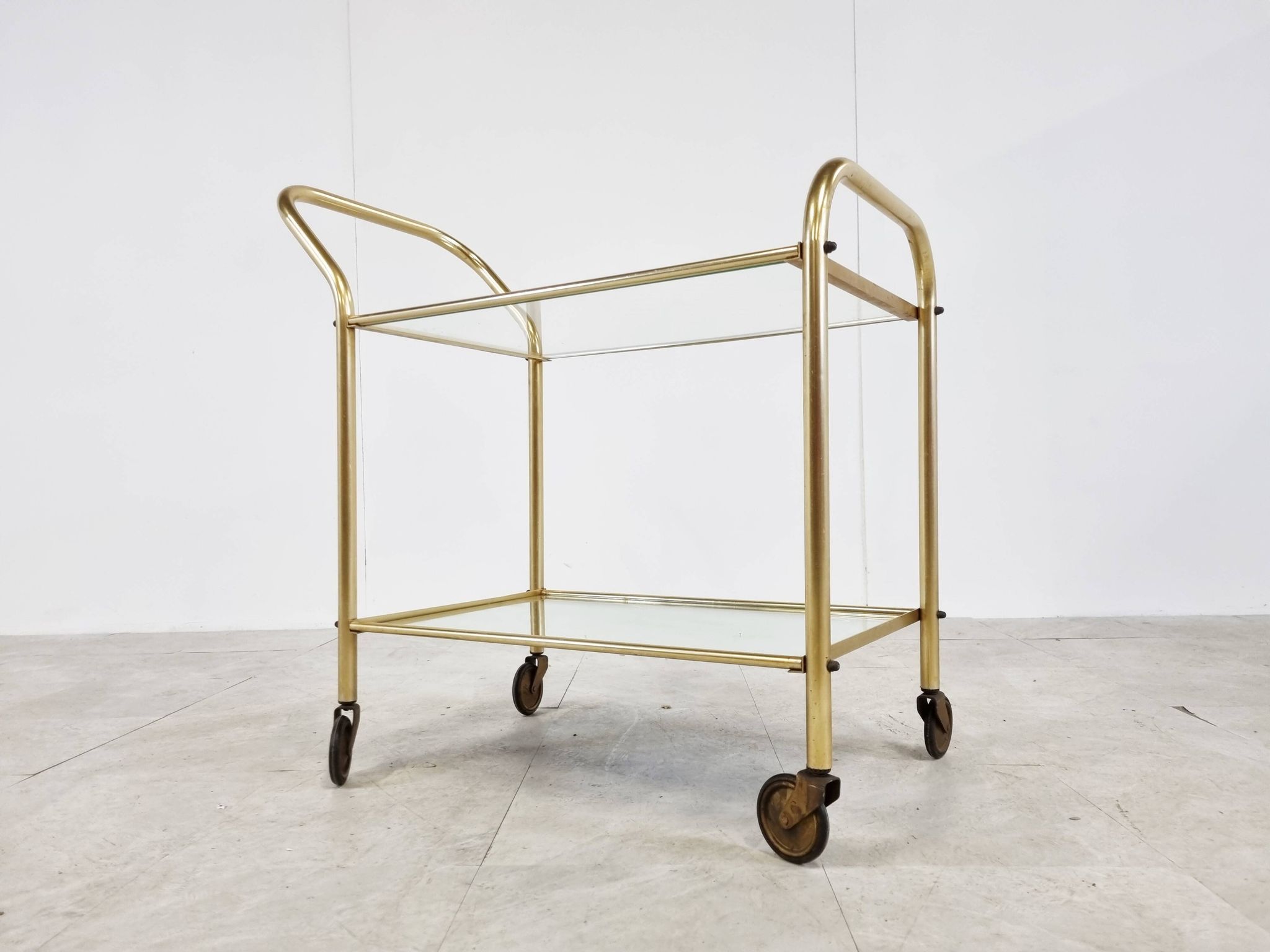 Chariot à boissons en laiton, années 1960