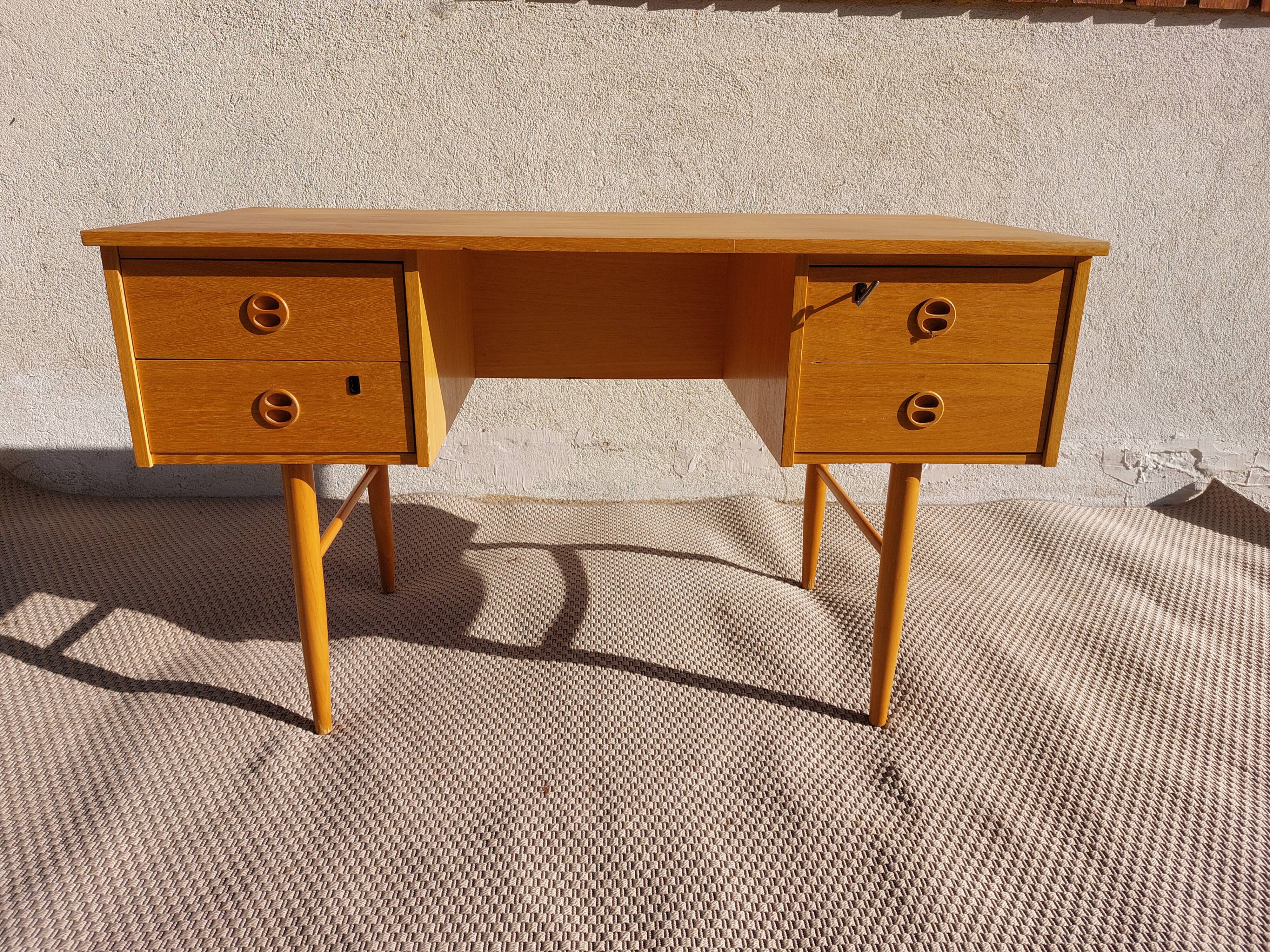 bureau style scandinave