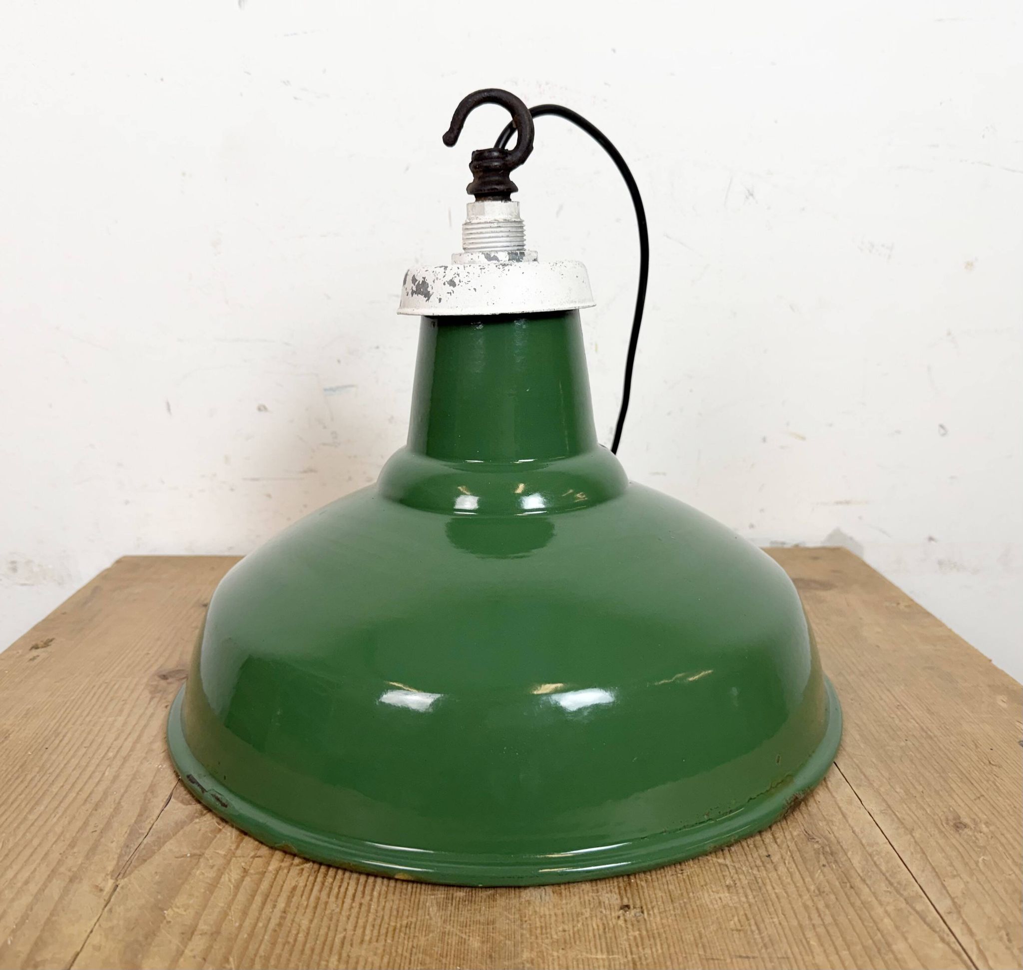 Industrial British Green Enamel Factory Pendant Lamp, 1960s