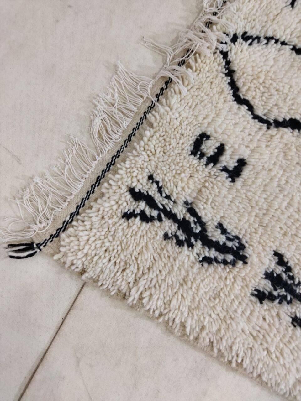 Tapis berbère marocain artisanal fait main