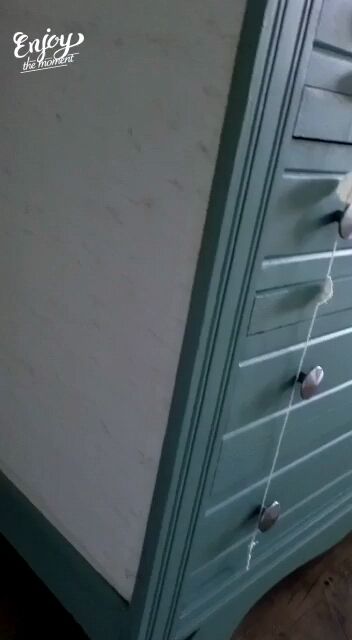 Asymmetrical cabinet