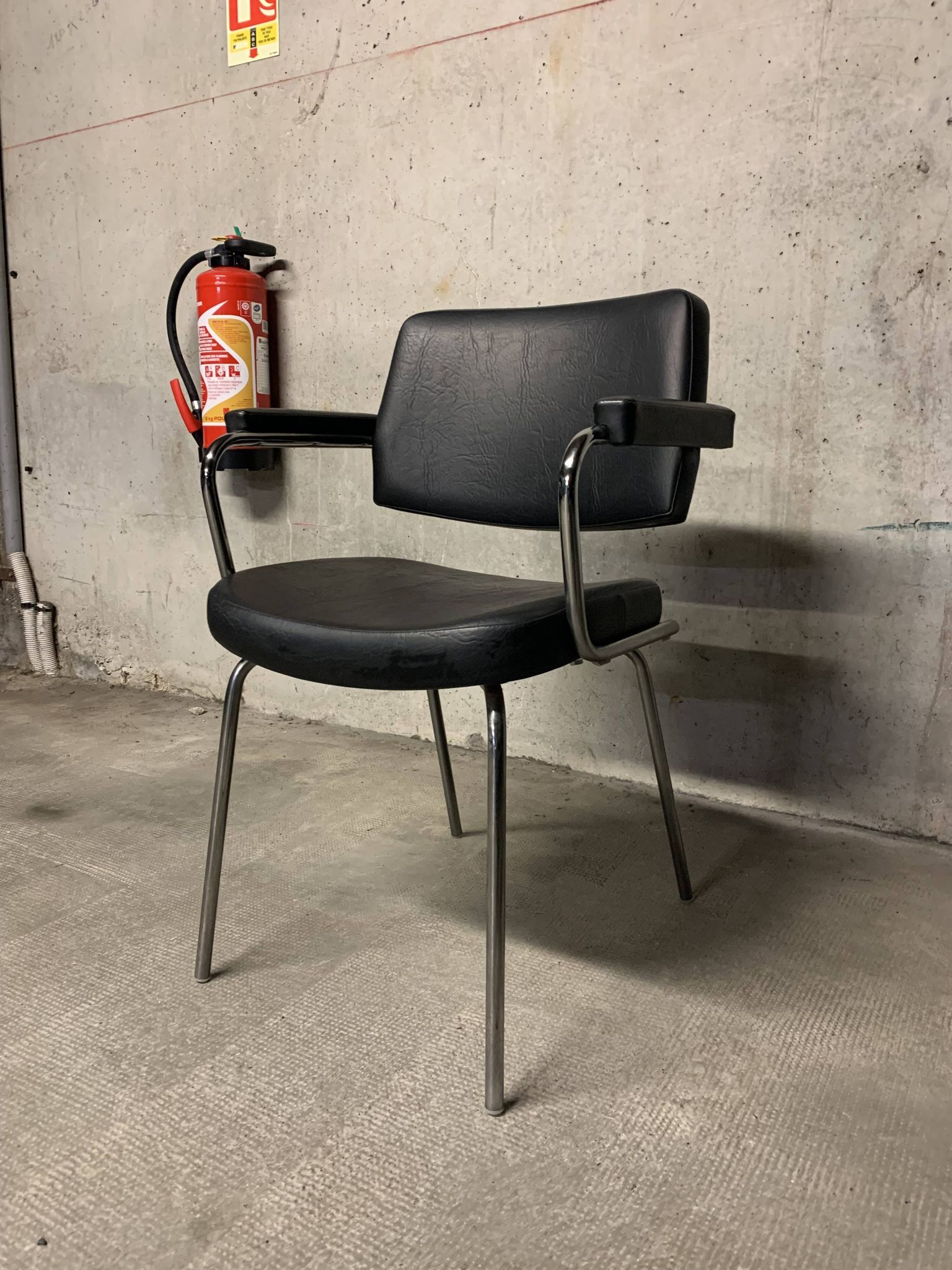 Vintage Retro Design Black Faux Leather Armchair
