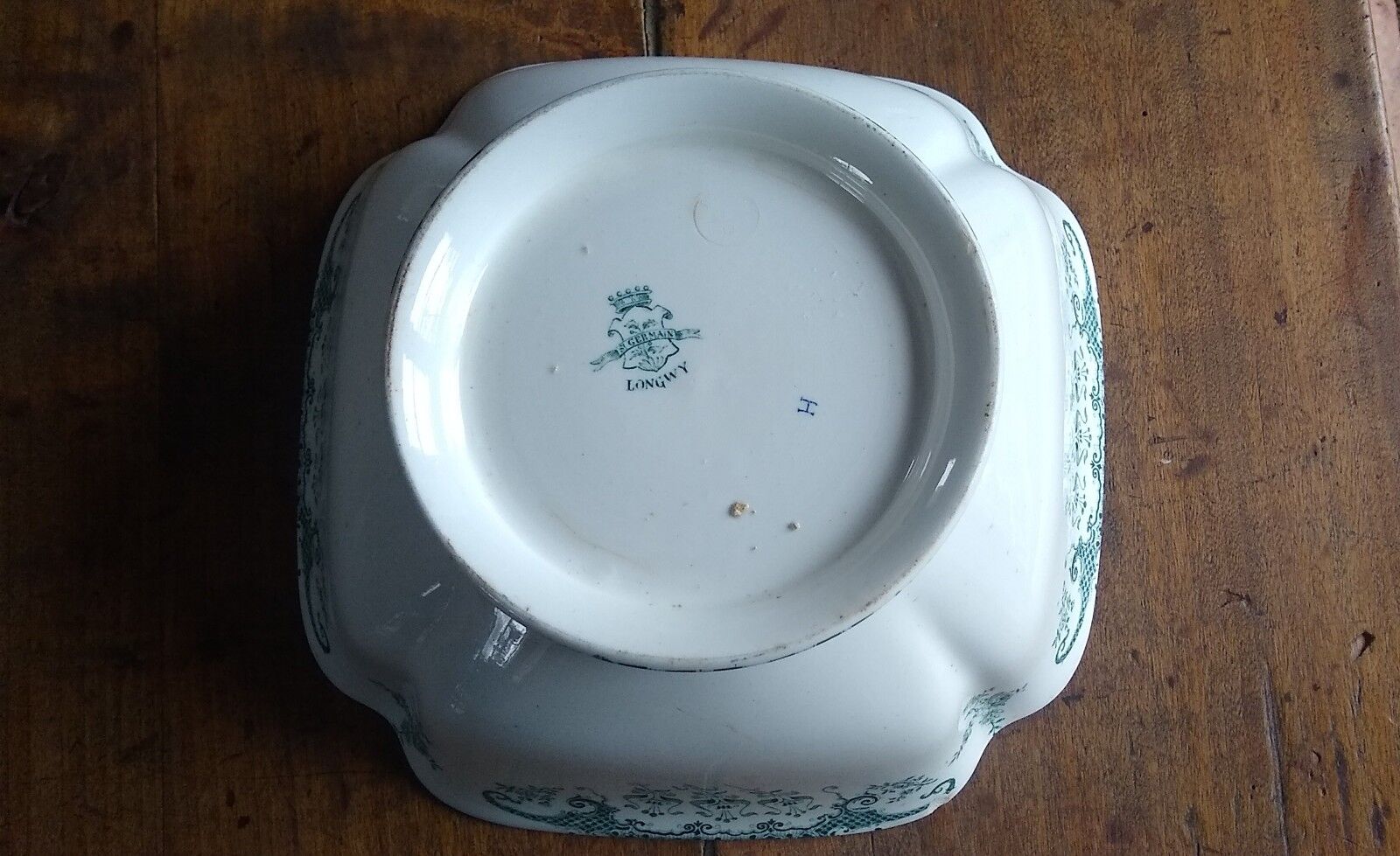 Square bowl Longwy germain model of gray green color