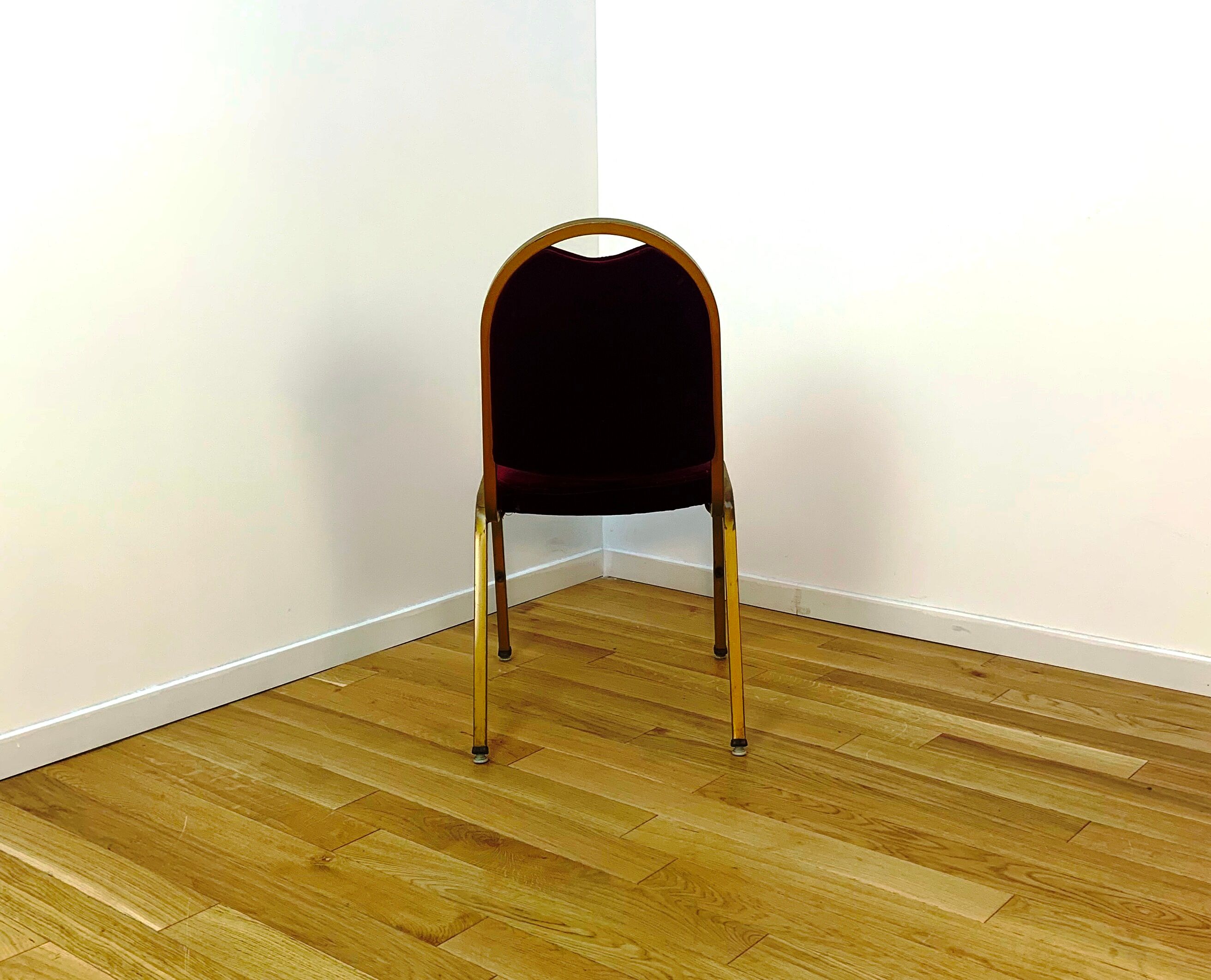 Vintage chair Shelby Williams