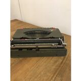 Old-typewriter Empire Aristocrat gray