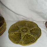 8 Seashell or oyster plates, Gien earthenware