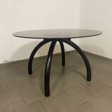 Dining table spider table Knoll