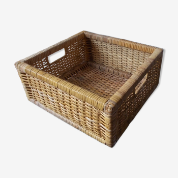 Wicker basket