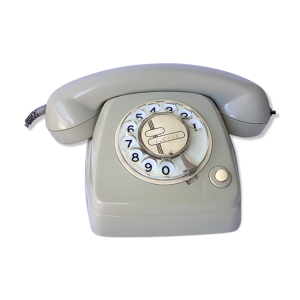 Téléphone vintage en bakélite