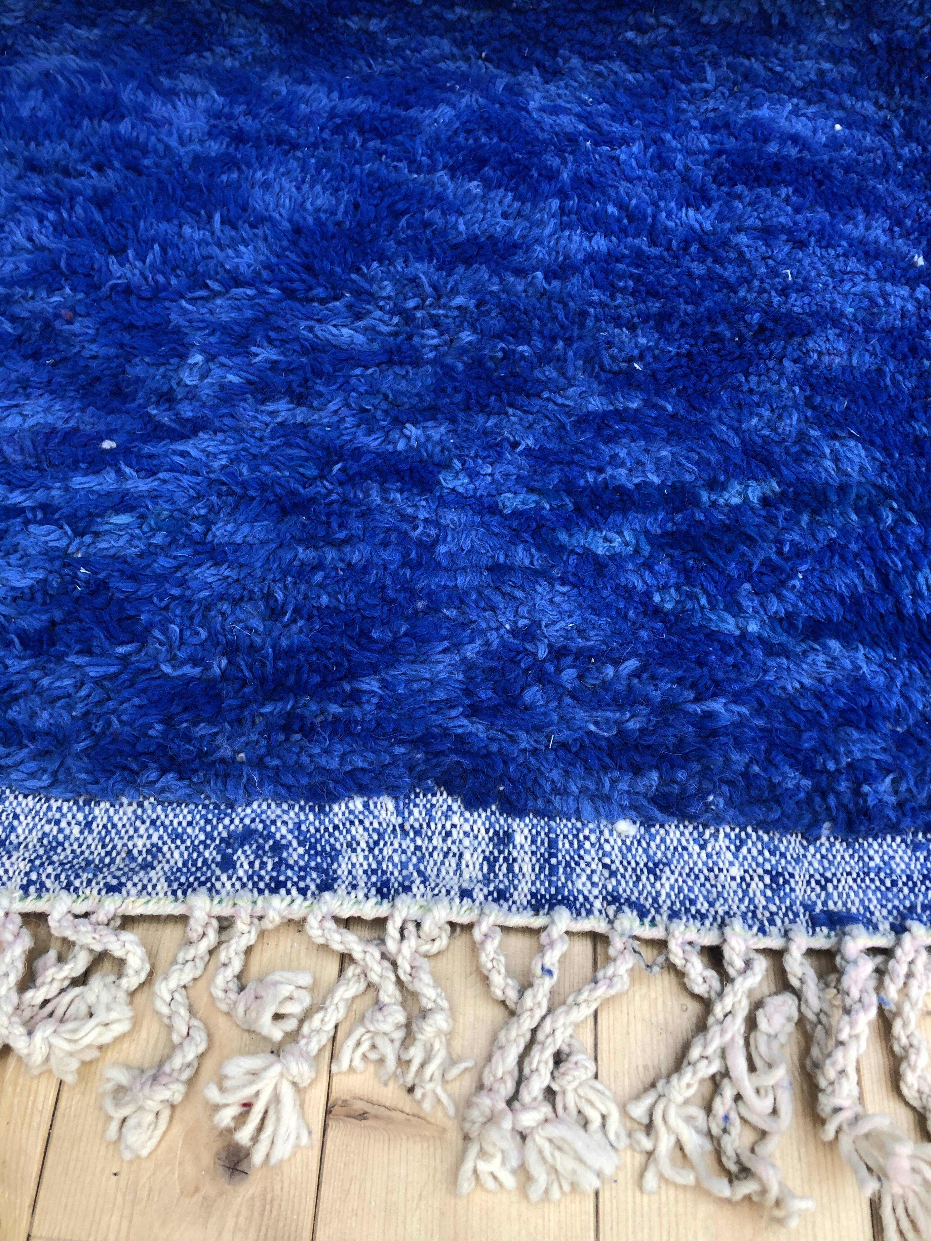 Moroccan Berber carpet Beni Ouarain uni blue 3.3x2.26m
