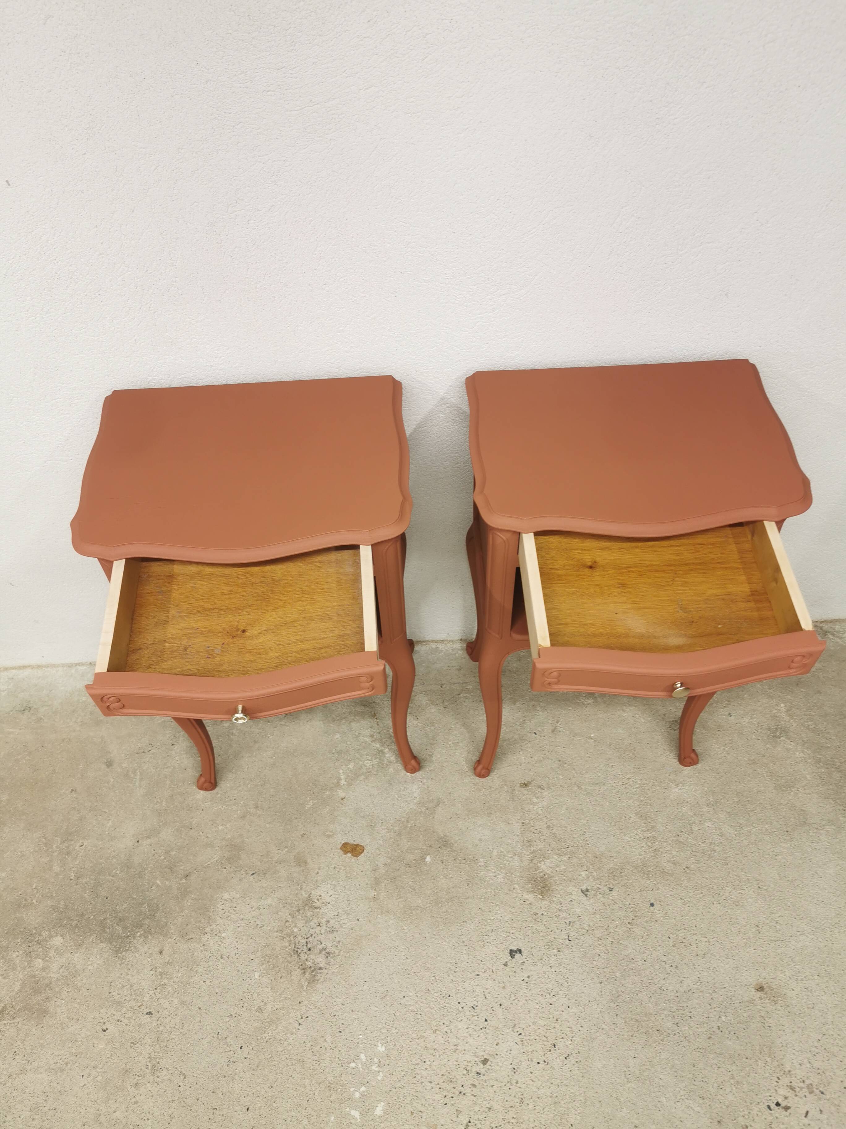 2 relooked cherry wood bedside tables