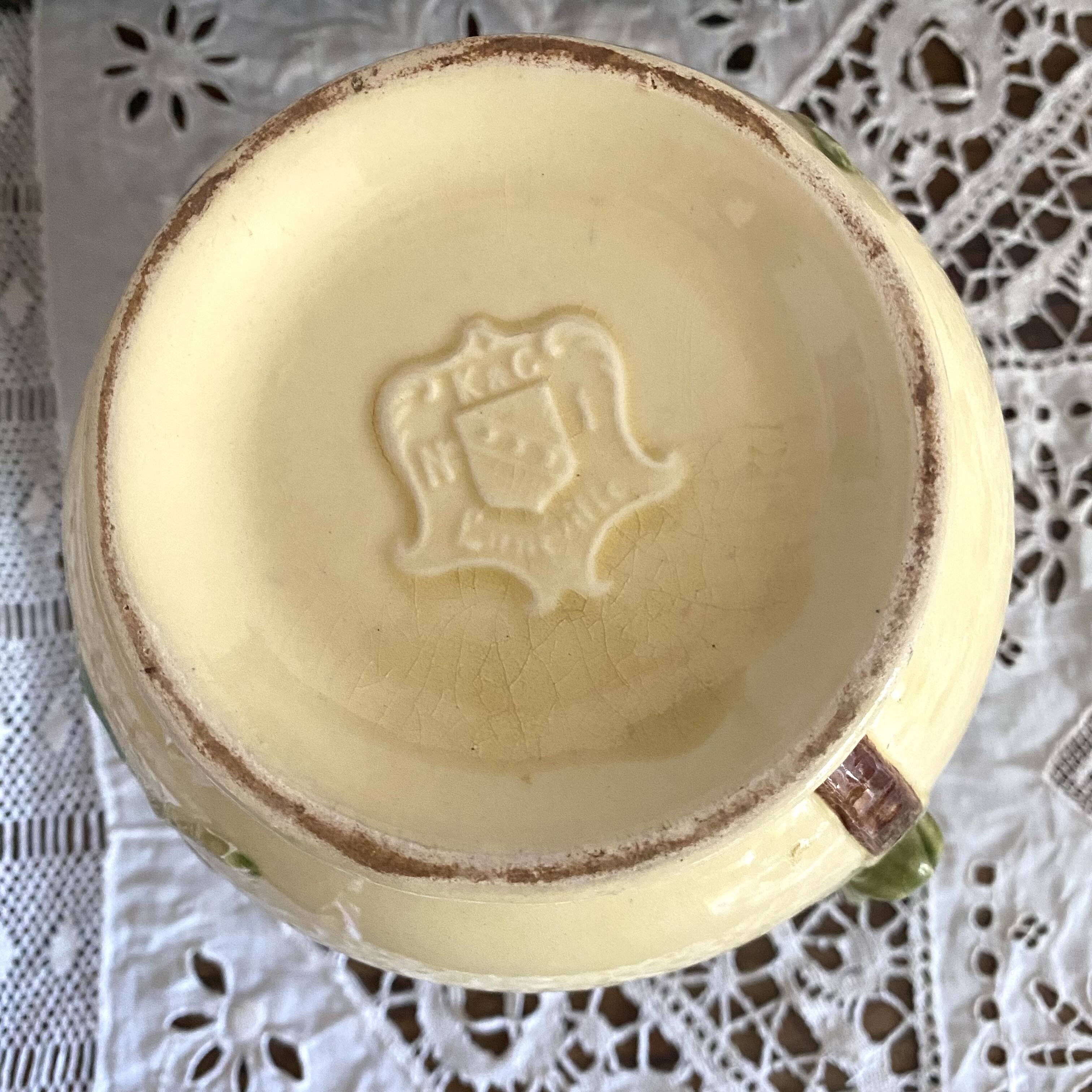 Luneville slip pitcher, Rose decor