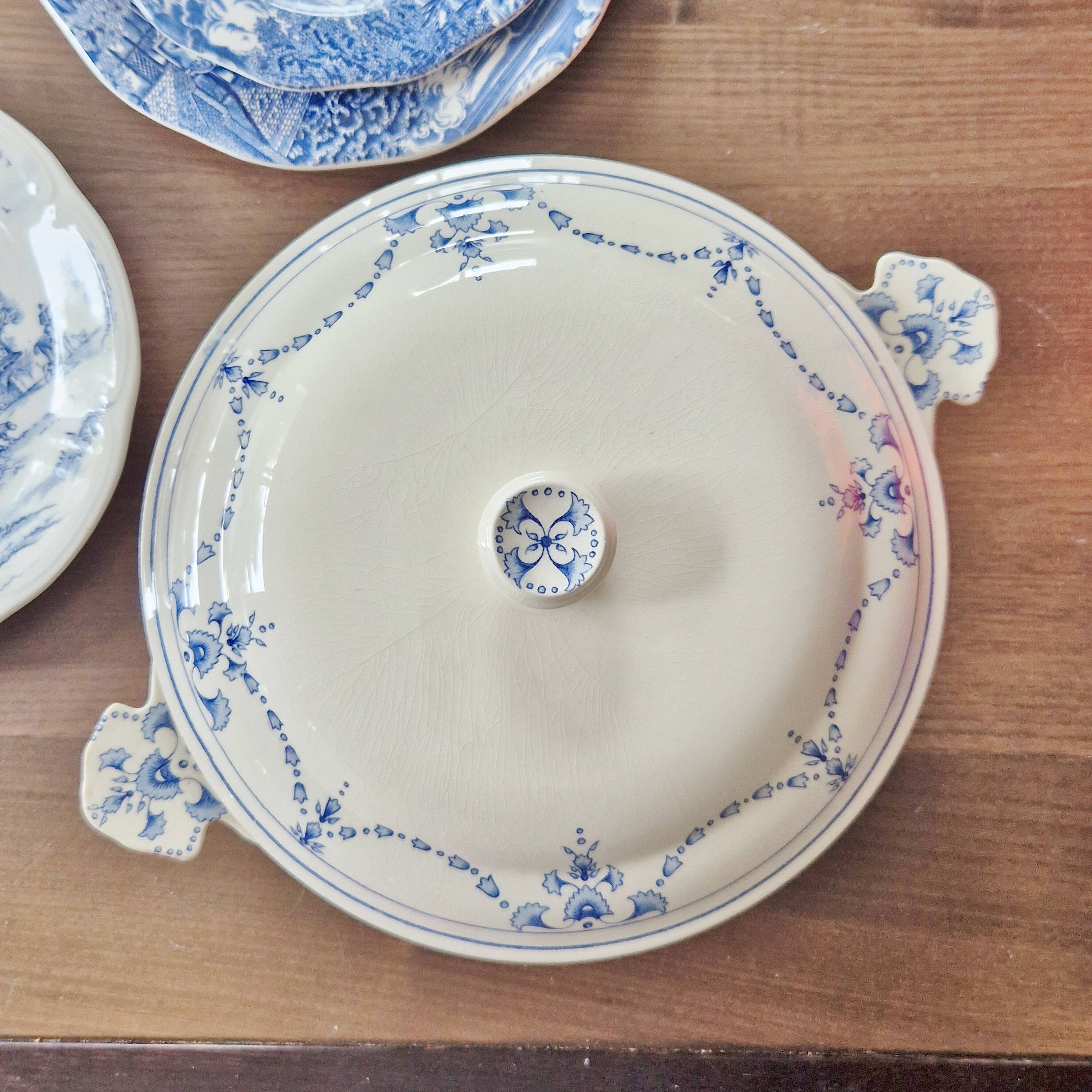 Iron earth soup tureen or vegetable dish bourgeois paris store model vieux lille blue garlands