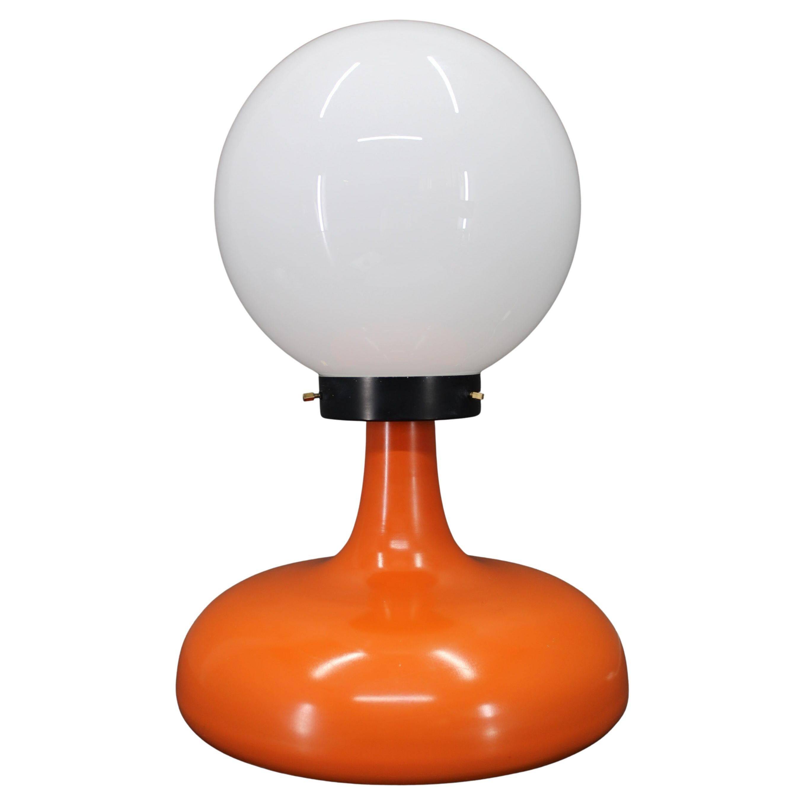Italian space age lacquered metal table lamp with milk glass, 1970s