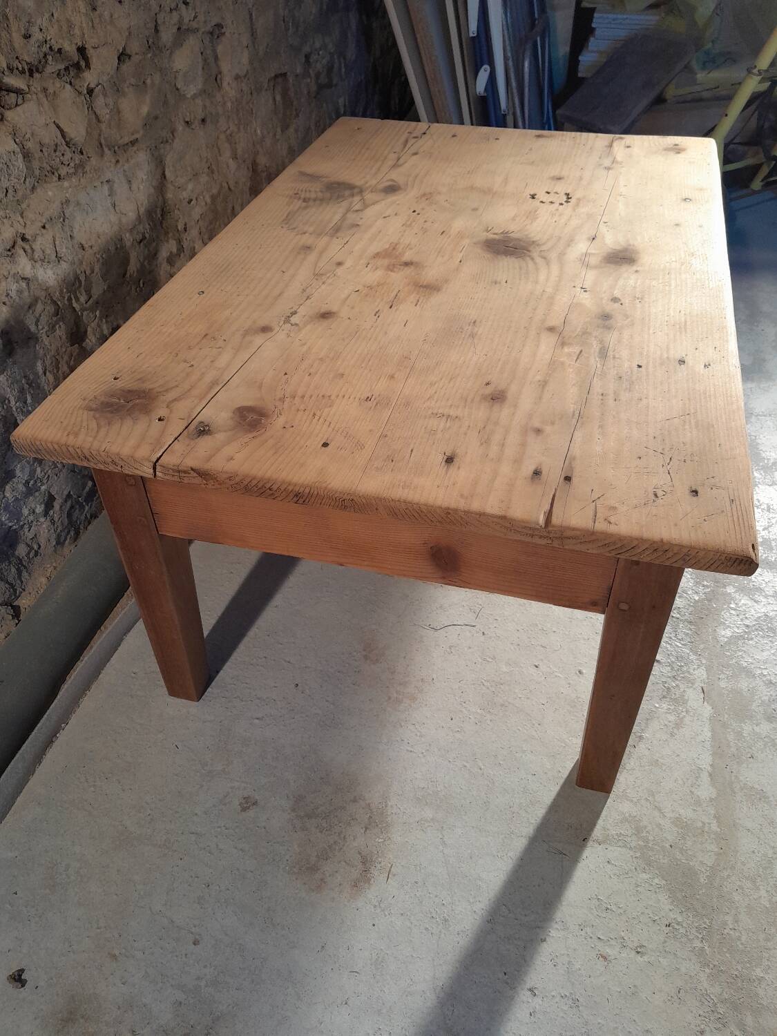 Table basse de ferme