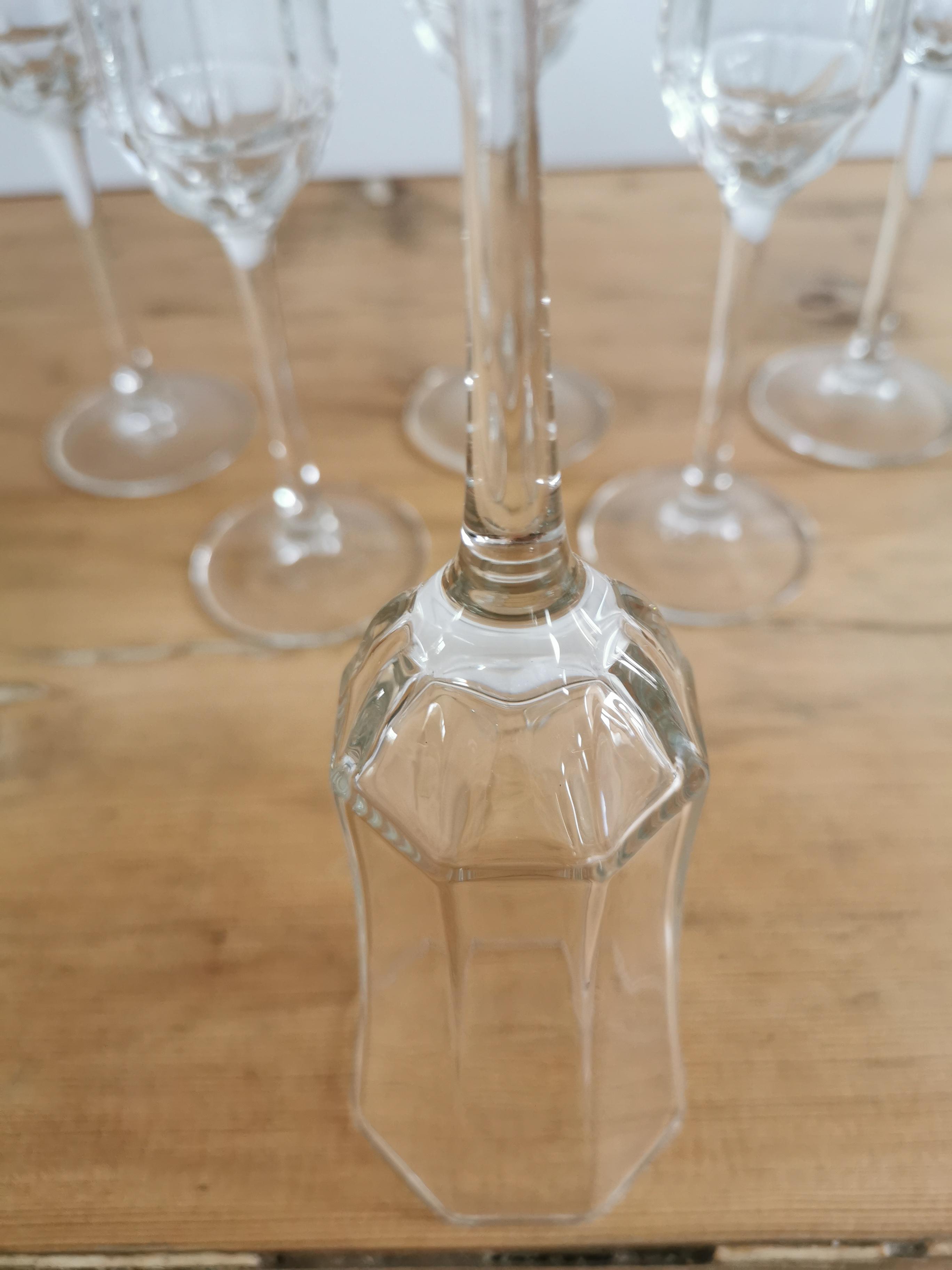 Service of 6 vintage luminarc champagne flutes