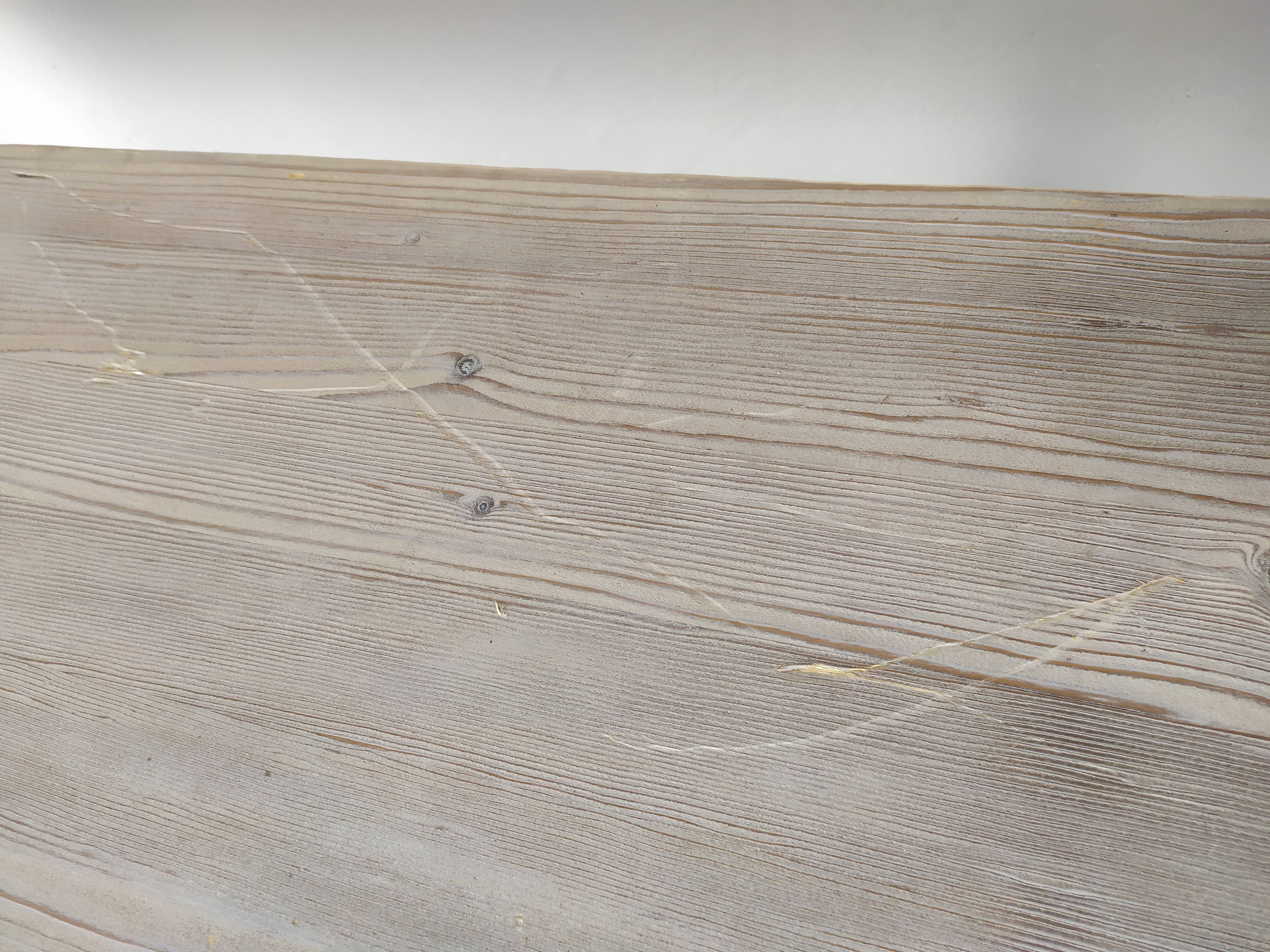 Table serving draper