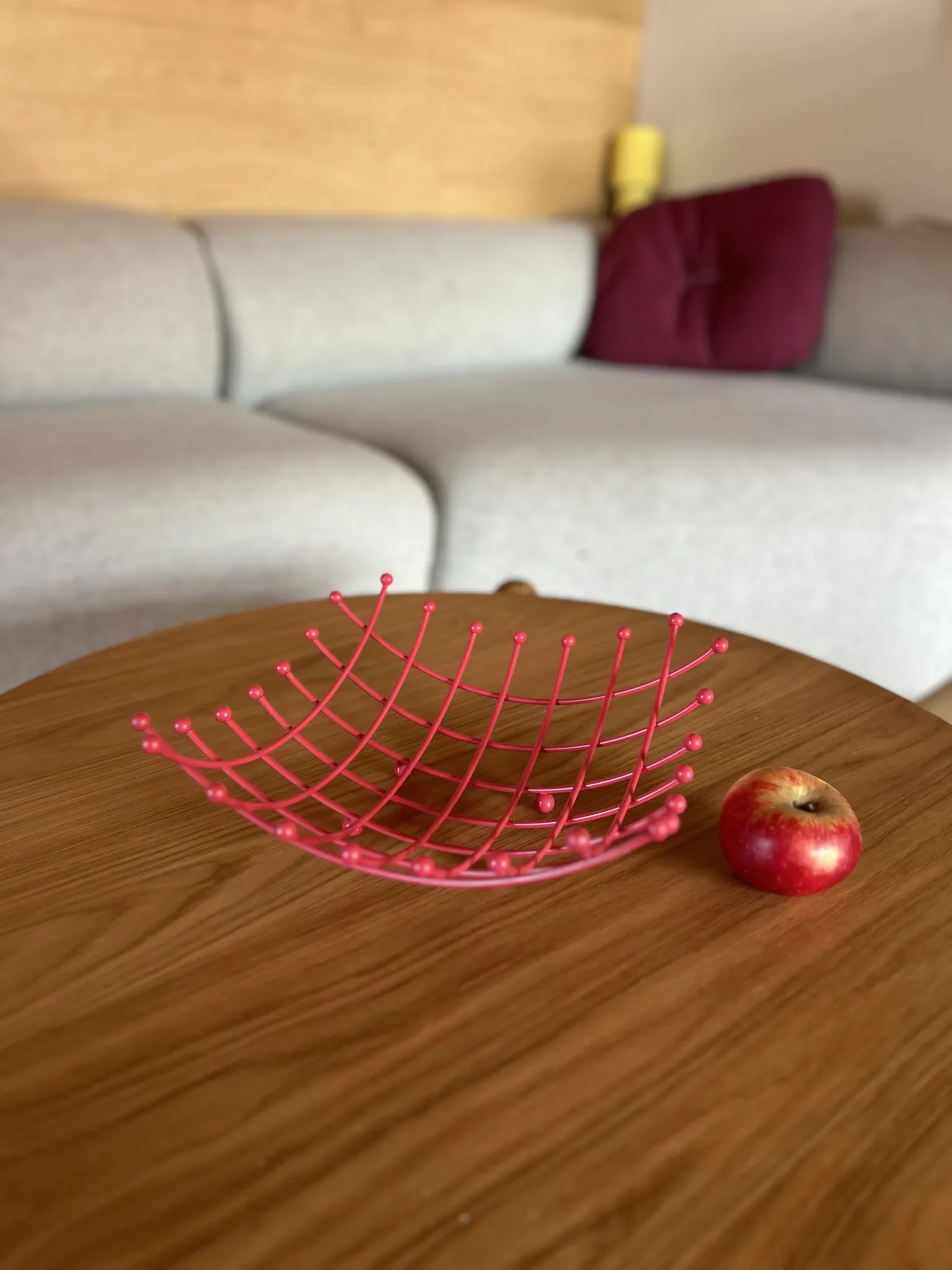 Coupe à fruits métal rouge fuchsia Trådig IKEA Ehlén Johansson