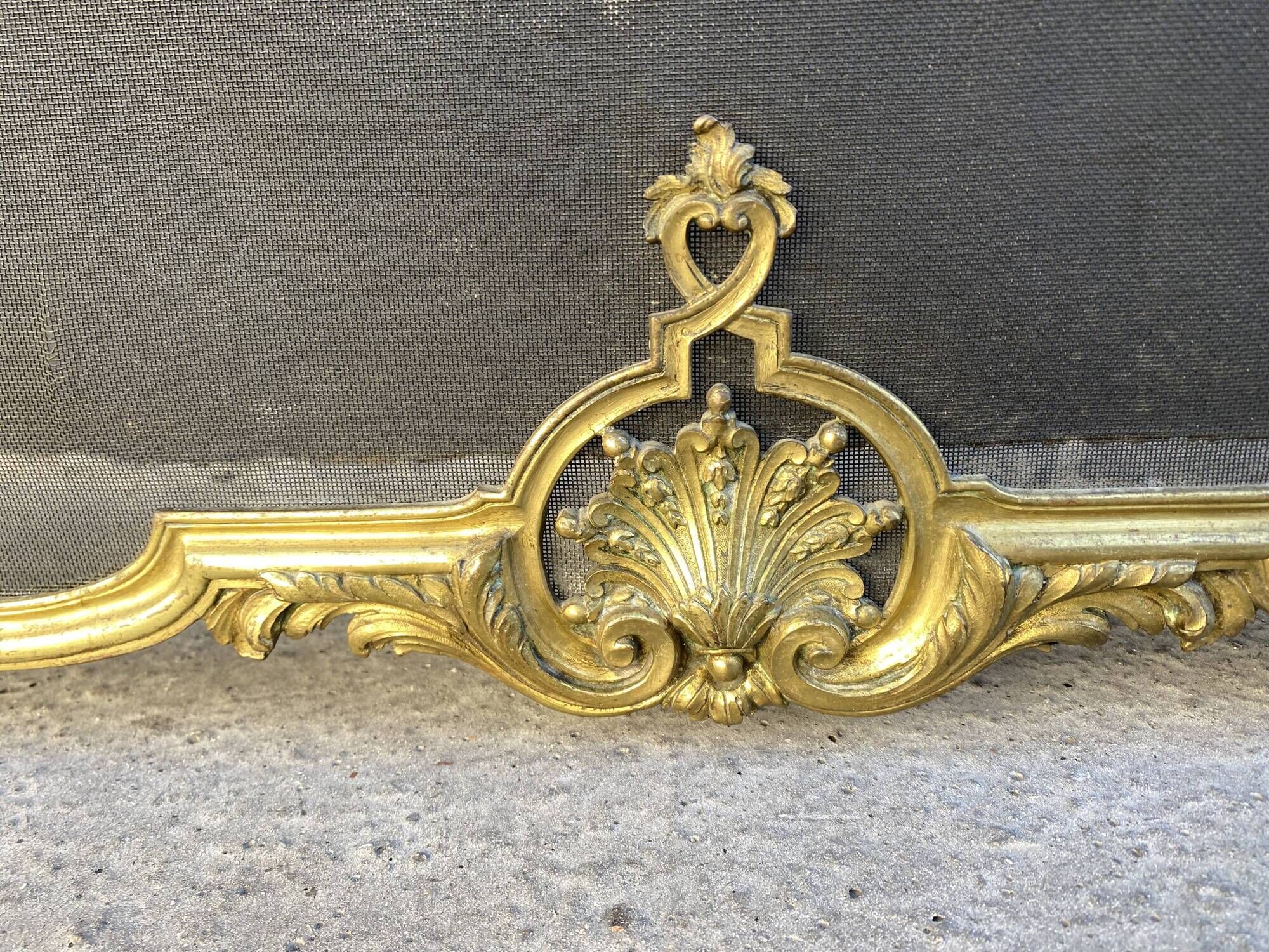 19th century fireplace fire guard by Bouhon Frères in bronze, French spark guard 1880