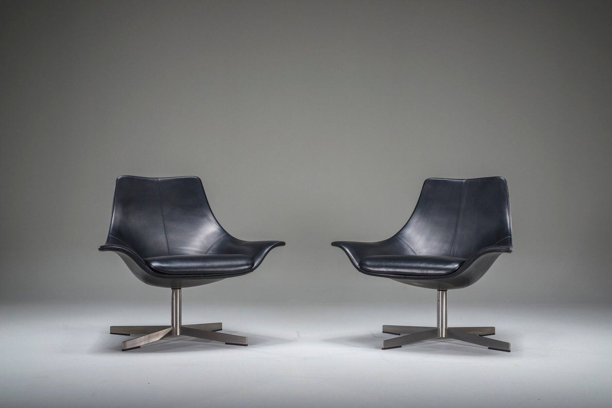 Set of leather armchairs by Rodolfo Dordoni for Matteo Grassi, 1990s