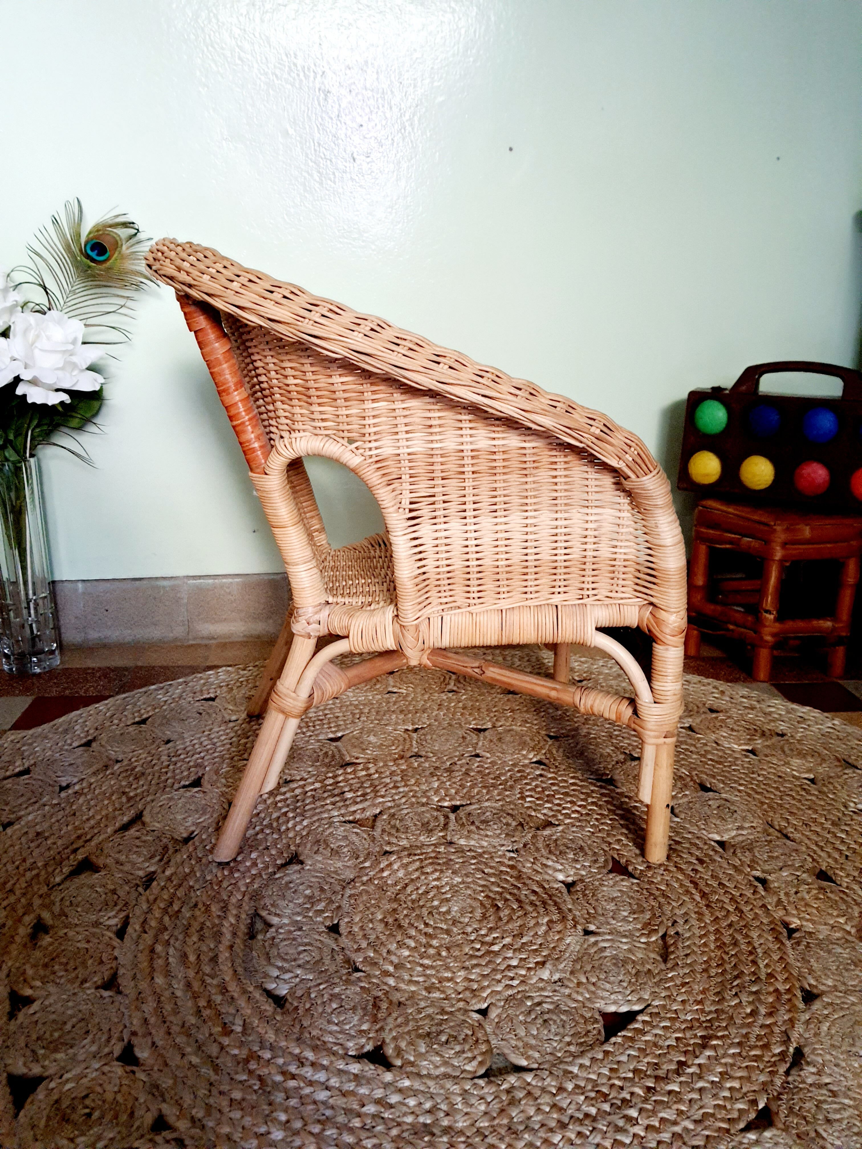 Vintage wicker child chair