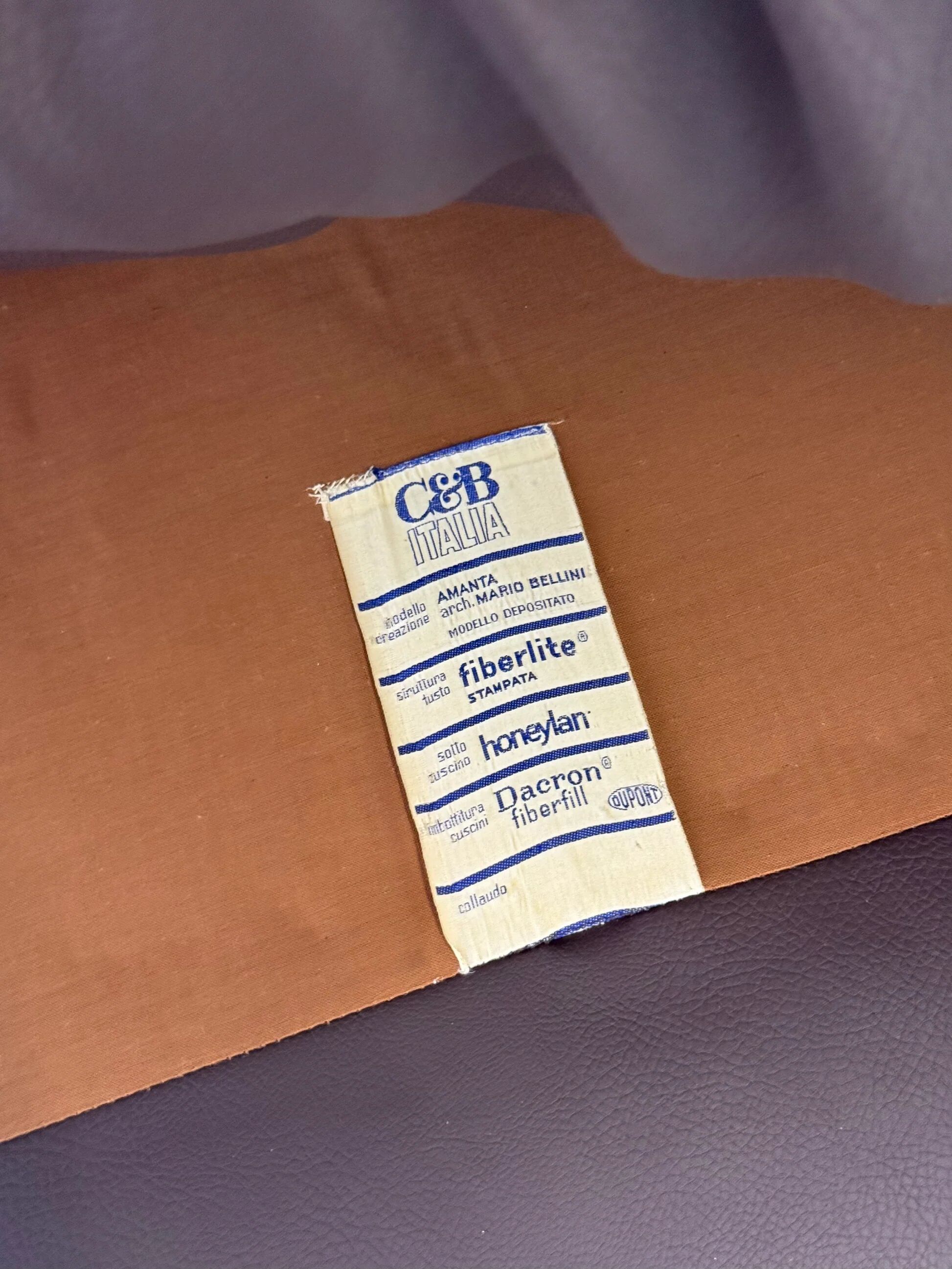 Ensemble canapé/fauteuil modulable Amanta de Mario Bellini pour C&B Italia, coloris marron foncé