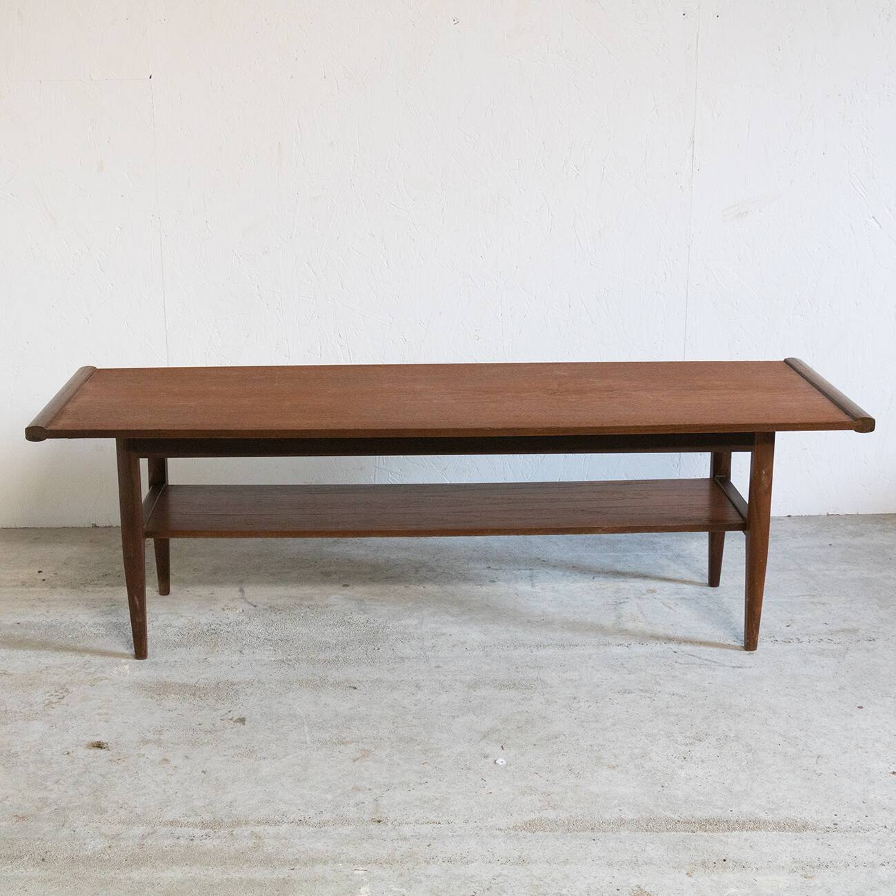 Table basse scandinave circa 1960
