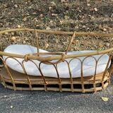 Wicker cradle