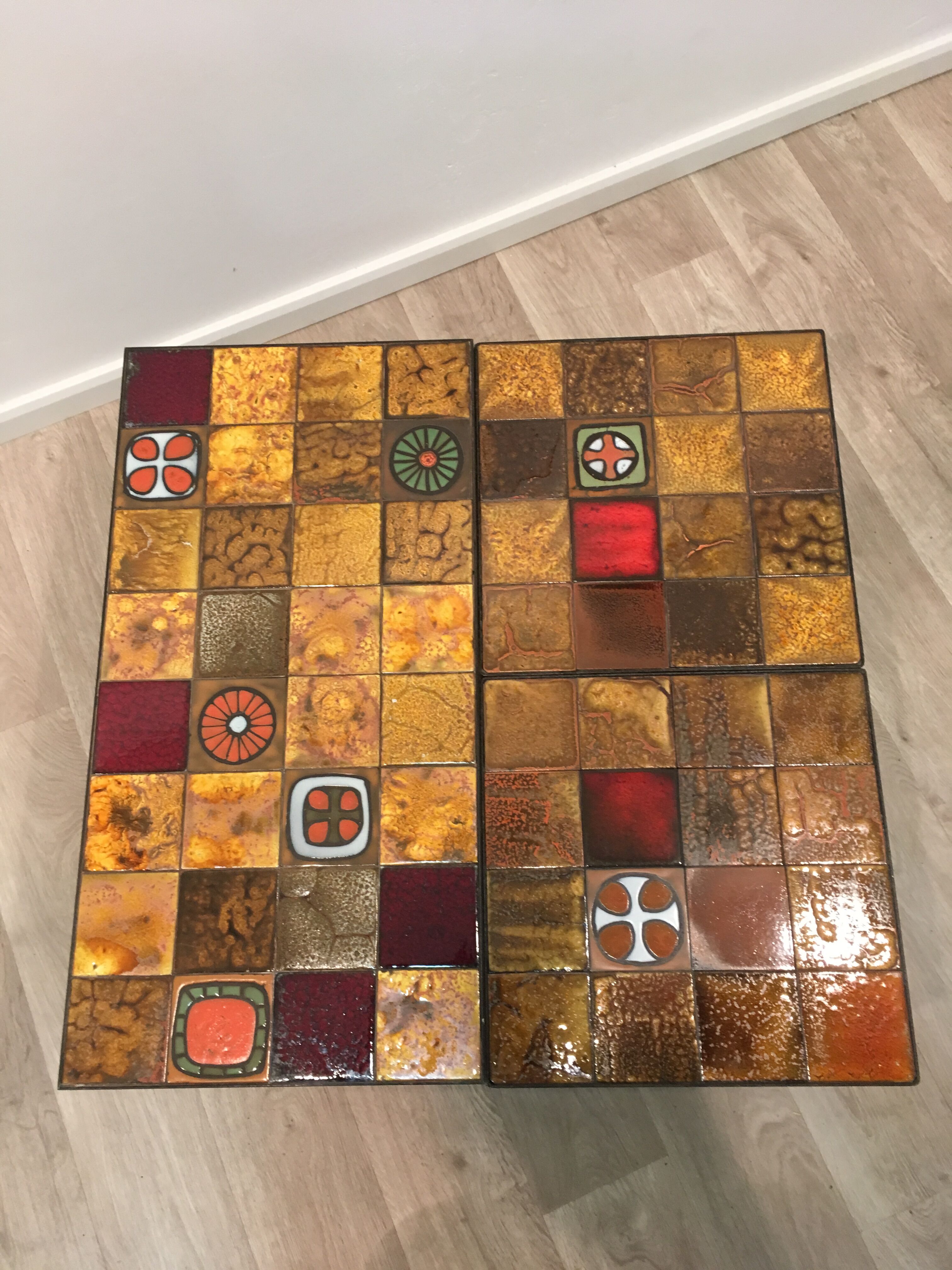 3 tables low ceramic 50s